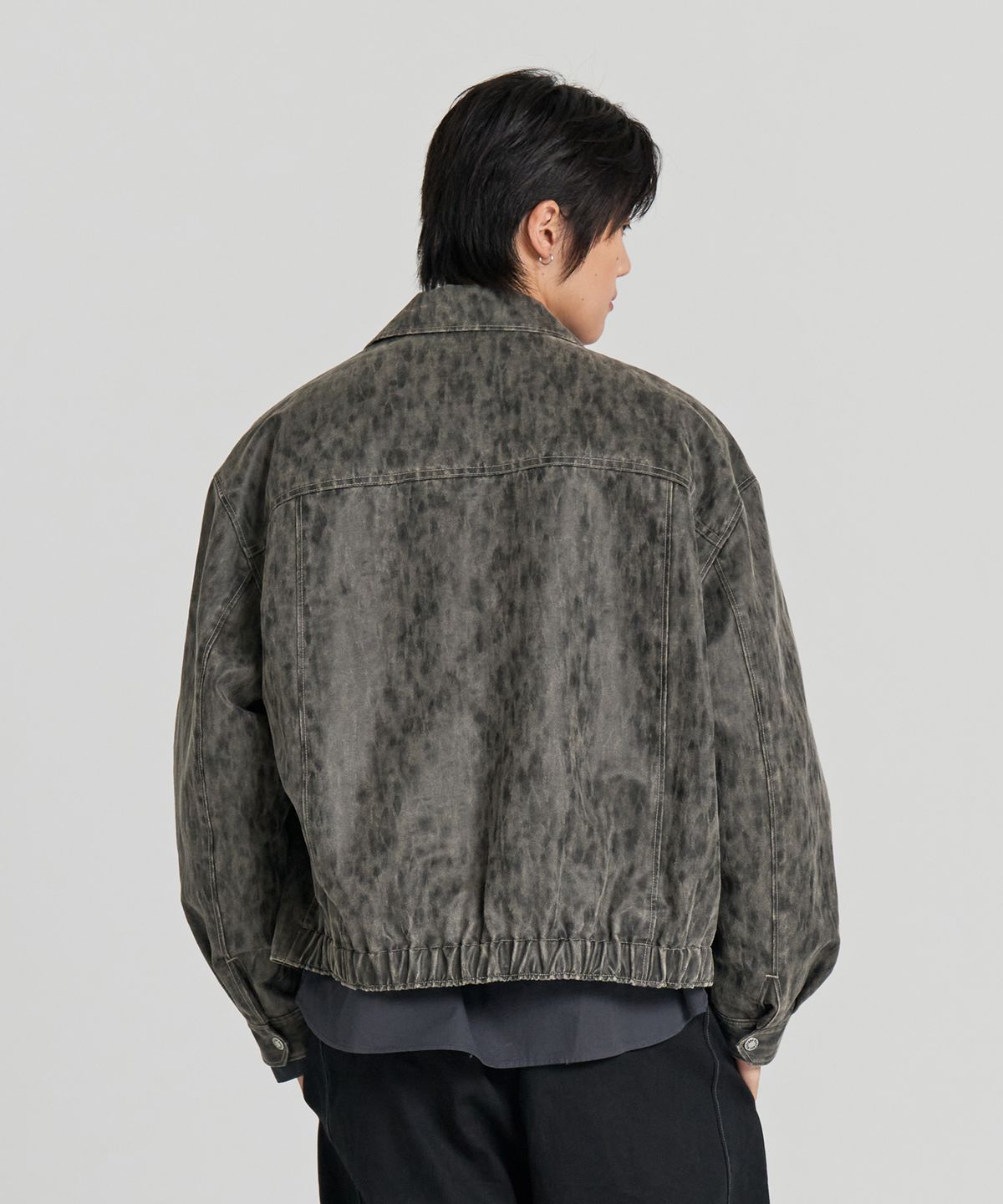 논타입(NONTYPE) SYNTHETIC LEATHER SECTOR JACKET (LEO GREY)