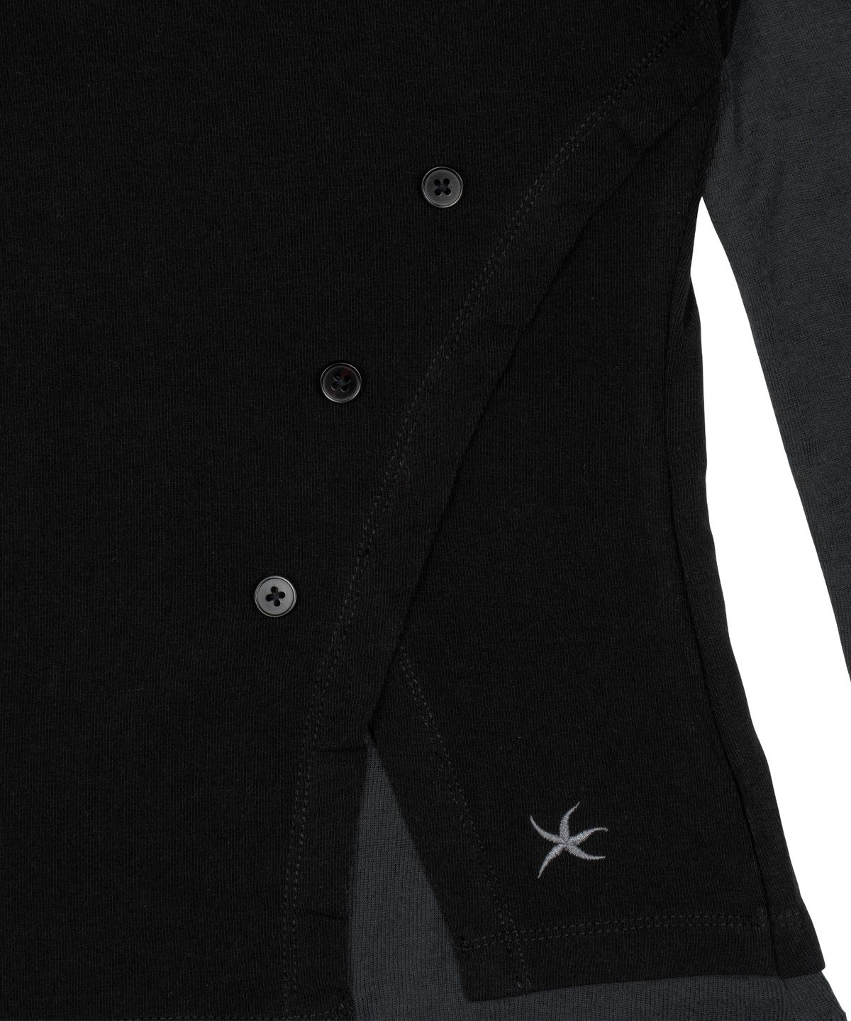 더콜디스트모먼트(THE COLDEST MOMENT) TCM layered button long sleeve (black)