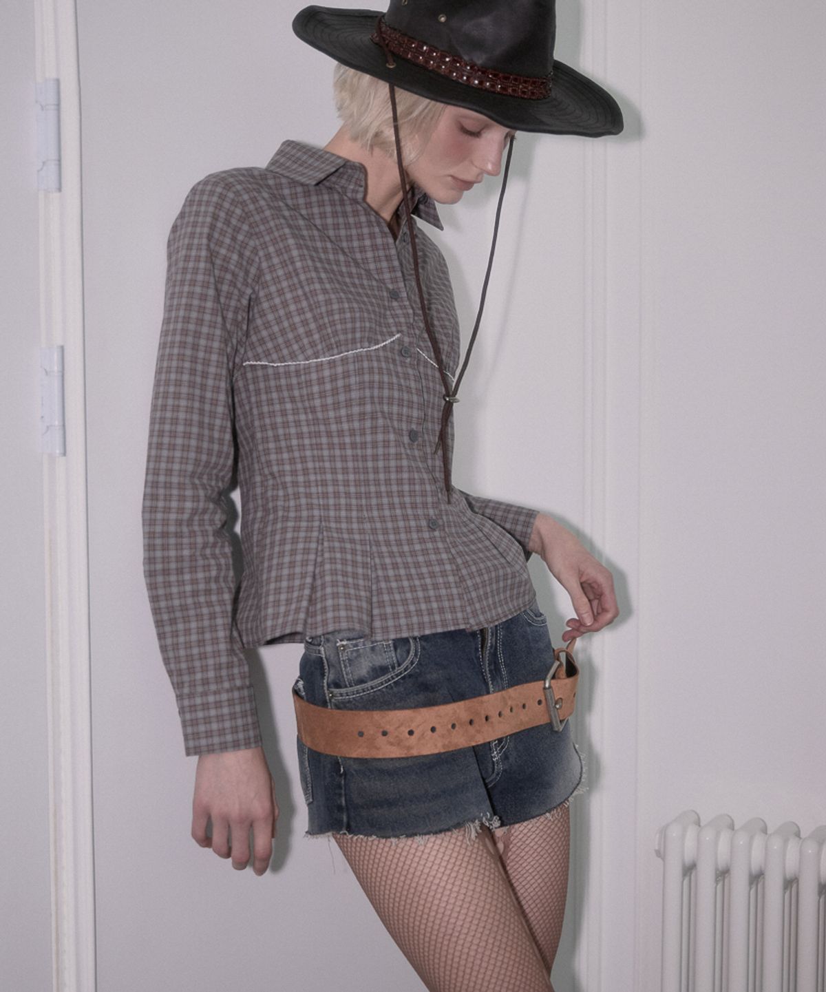 로제프란츠(ROSEFRANTZ) Lace Line Pintuck Shirt [Brown]