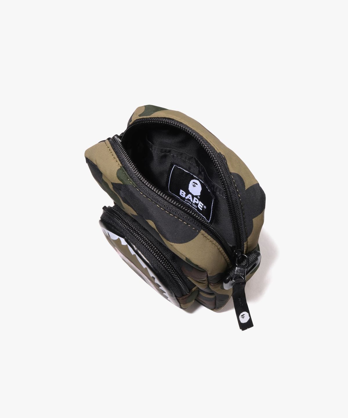 베이프(BAPE) 퍼스트 카모 샤크 미니 백(M) GREEN