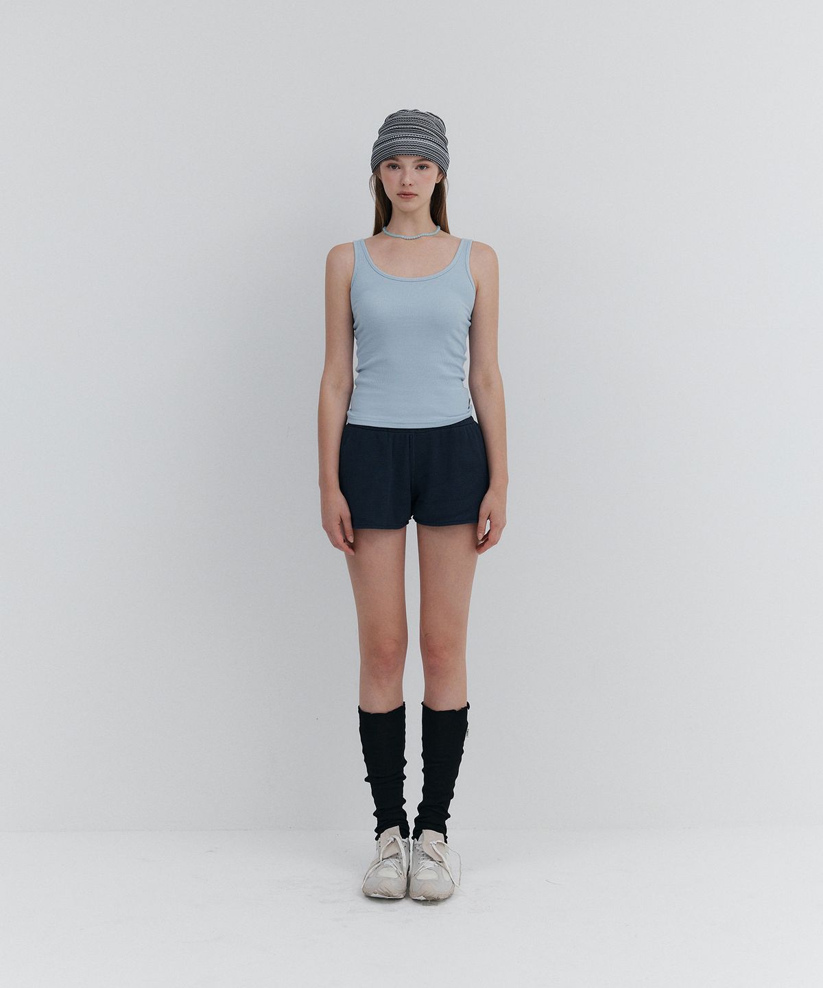 우네(OONE) OONE Bagic Sleeveless Top_Blue