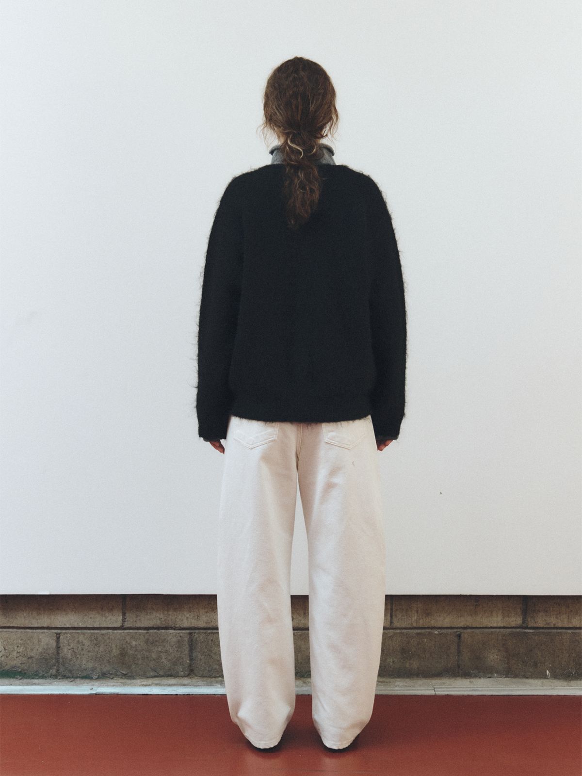 리플레인(REPLAIN) CURVED DENIM PANTS_OFF WHITE