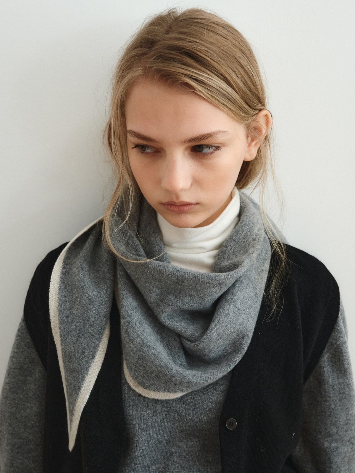 리플레인(REPLAIN) WOOL CASHMERE LINE MUFFLER_GREY