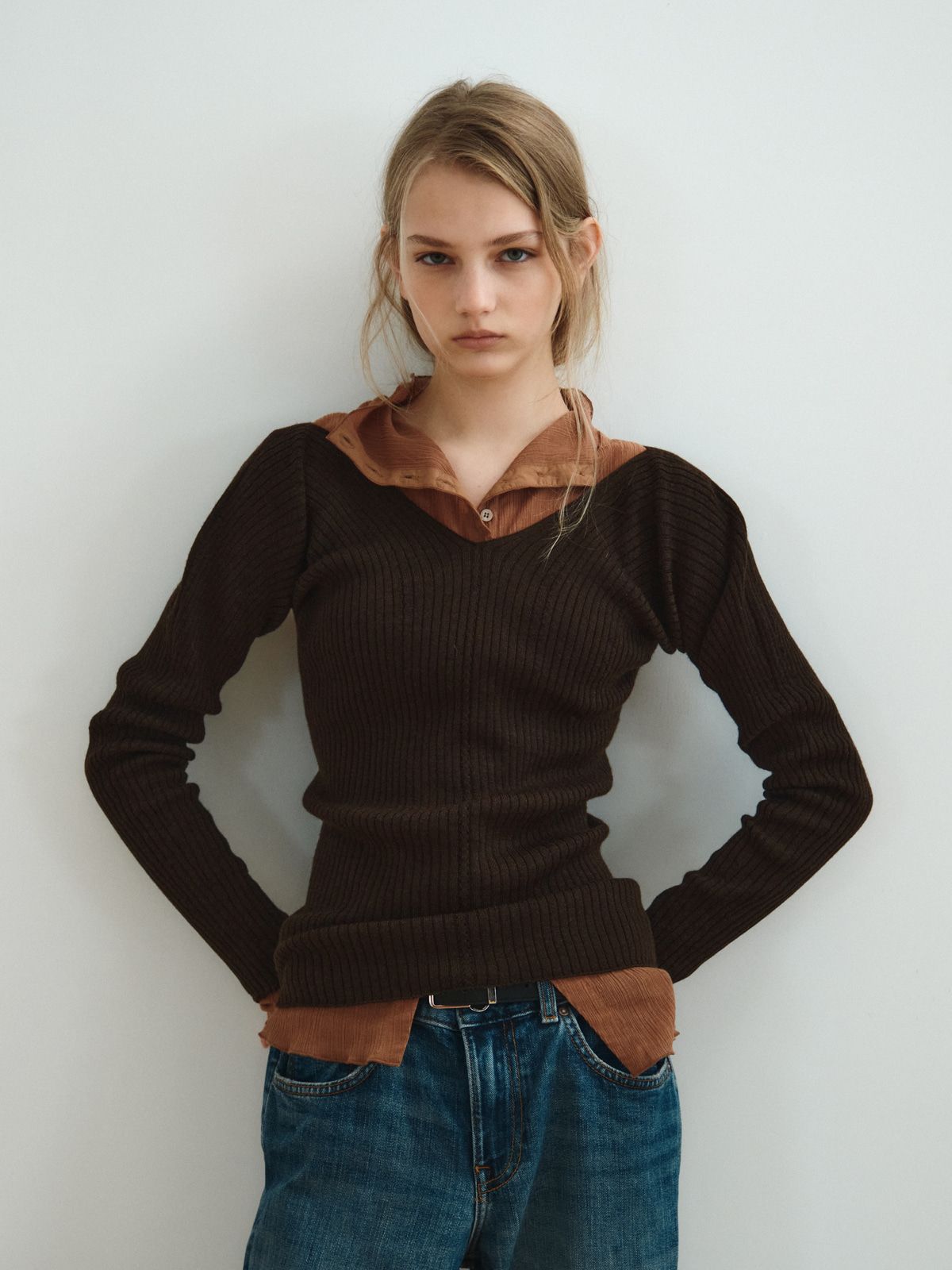 리플레인(REPLAIN) SEAMLESS RIB TOP_DARK BROWN