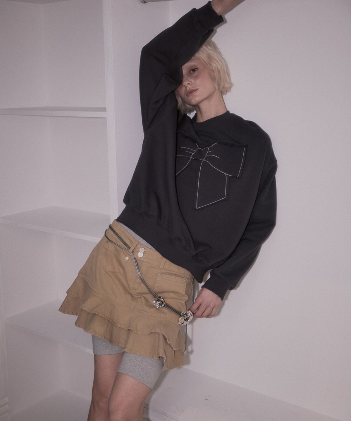 로제프란츠(ROSEFRANTZ) Rebel Layer Frill Mini Skirt [Beige]