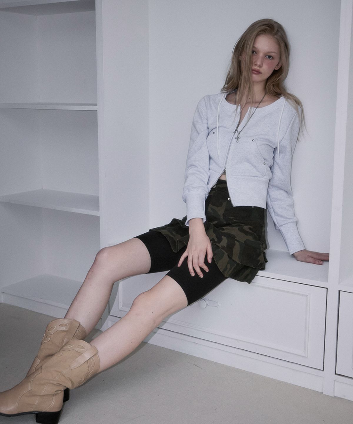 로제프란츠(ROSEFRANTZ) Rebel Layer Frill Mini Skirt [Camo]