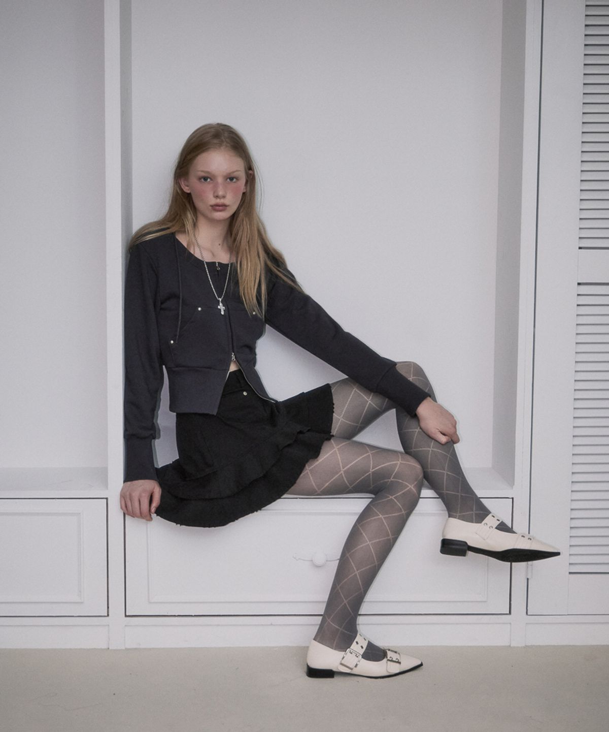 로제프란츠(ROSEFRANTZ) Rebel Layer Frill Mini Skirt [Black]