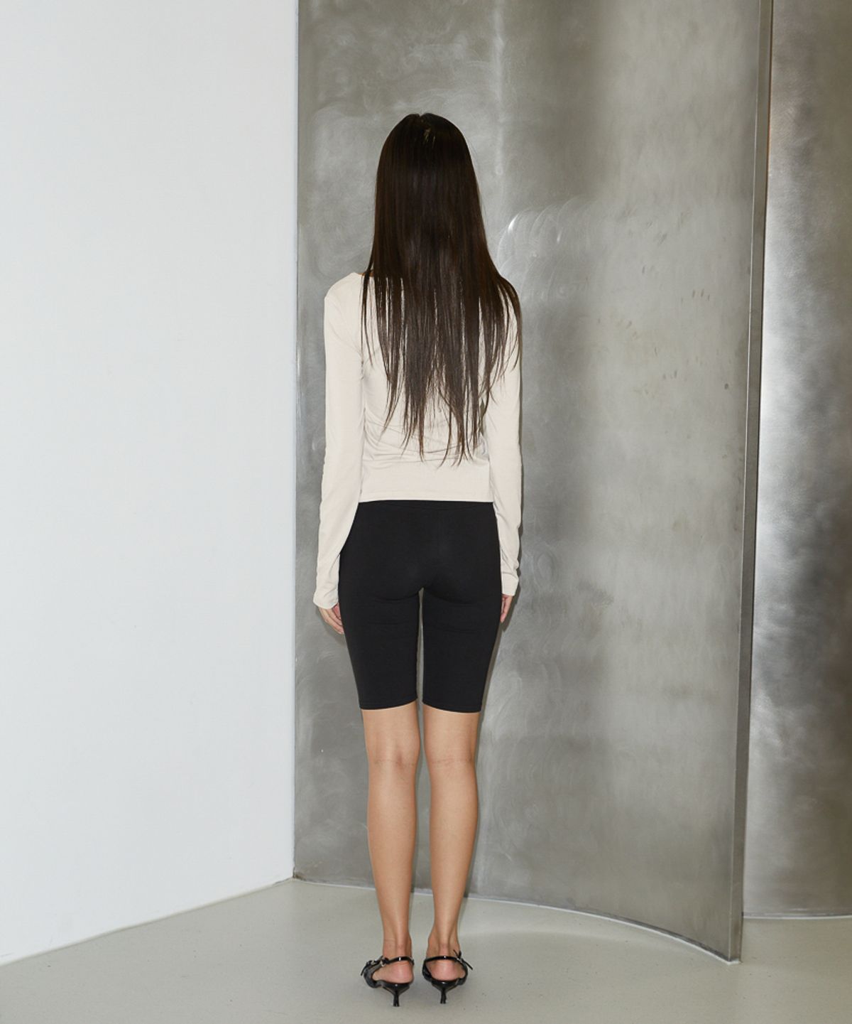 로제프란츠(ROSEFRANTZ) Shirring Halter Long Sleeve [Ivory]
