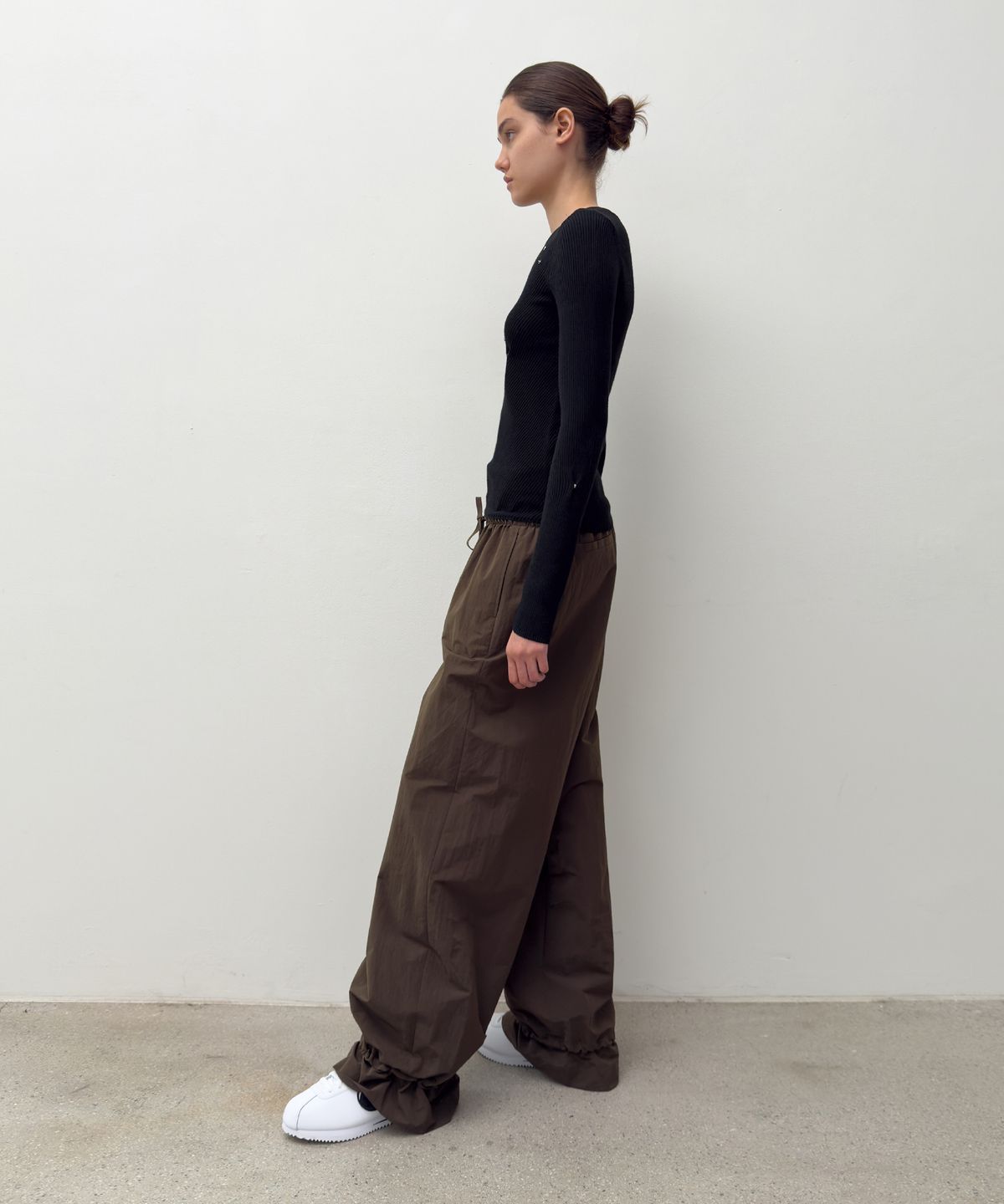 다이애그널(DIAGONAL) LAYERED STRAP TROUSERS (brown)