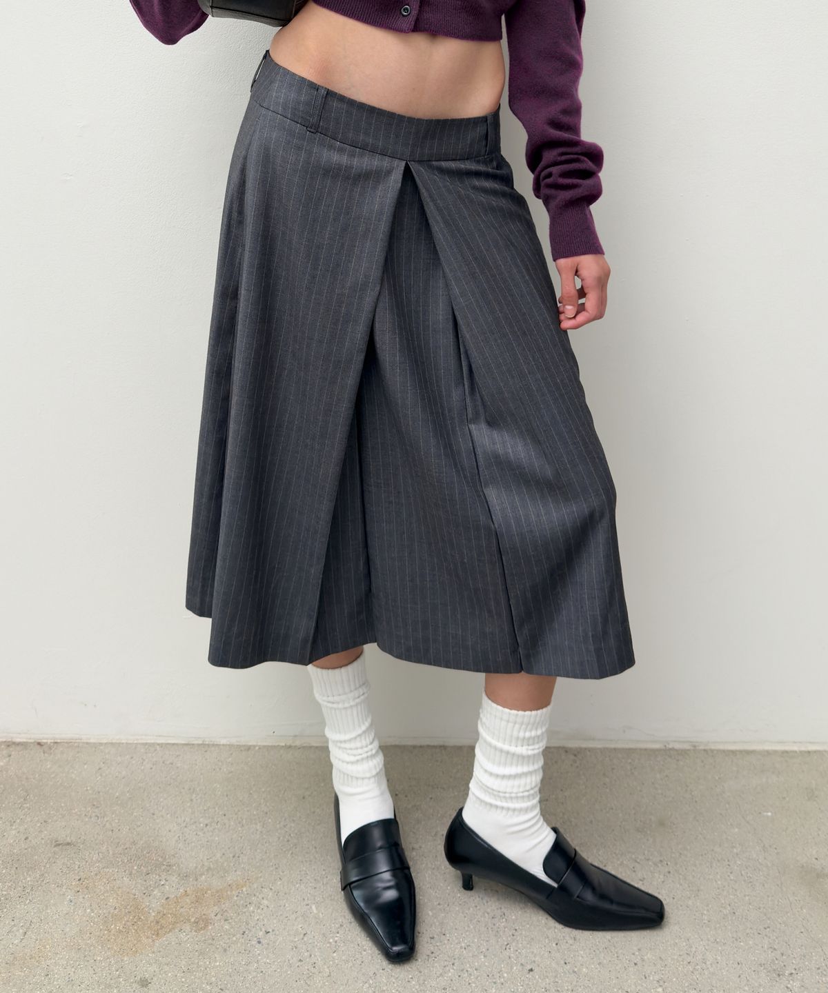 다이애그널(DIAGONAL) LOW RISE MIDI SKIRT (grey)