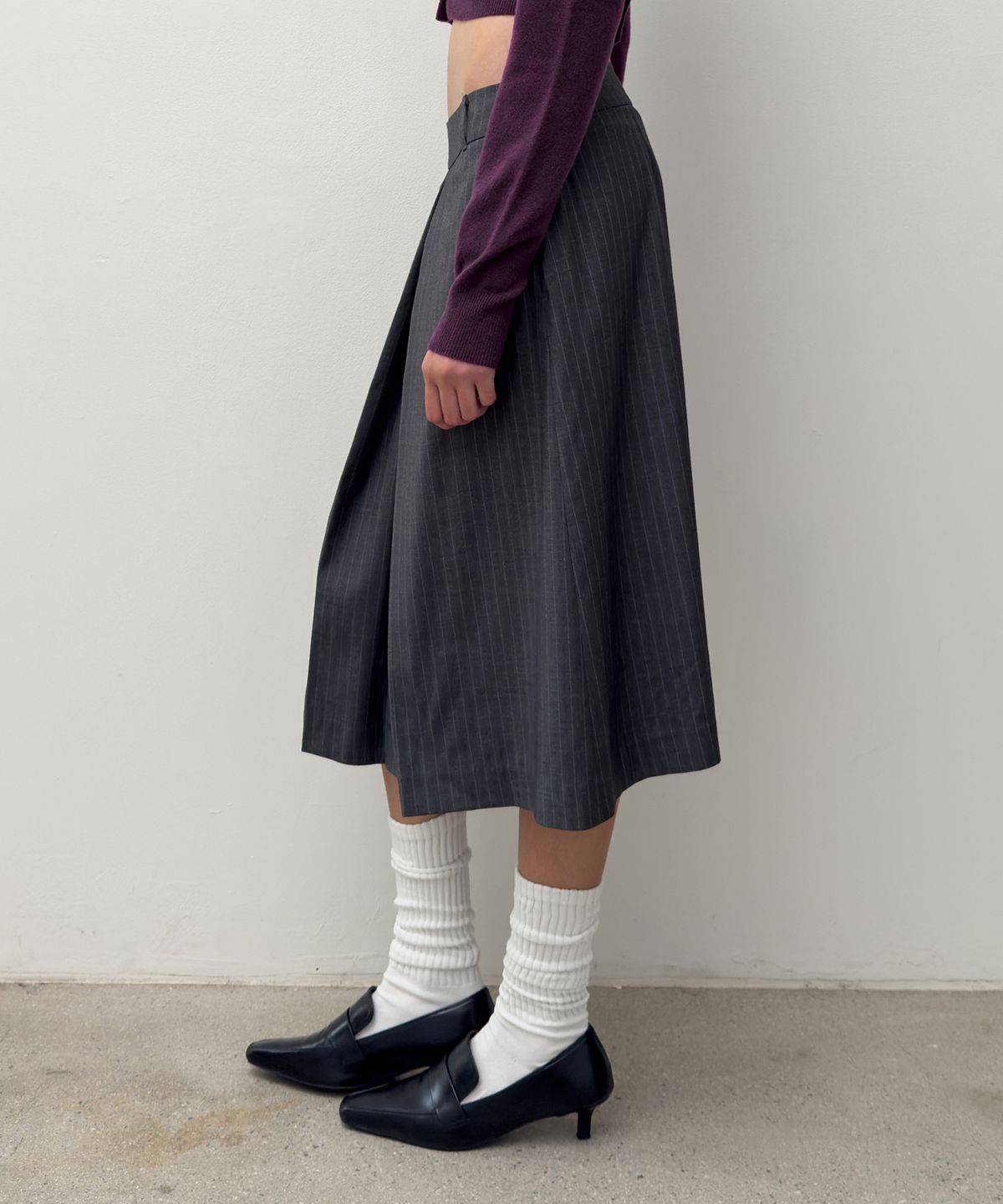 다이애그널(DIAGONAL) LOW RISE MIDI SKIRT (grey)