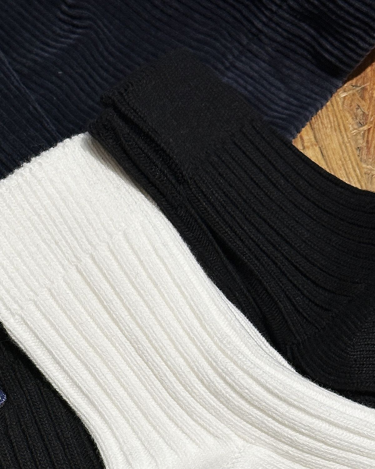 미드업데이트(MIDUPDATE) Basic Middle Socks_2color