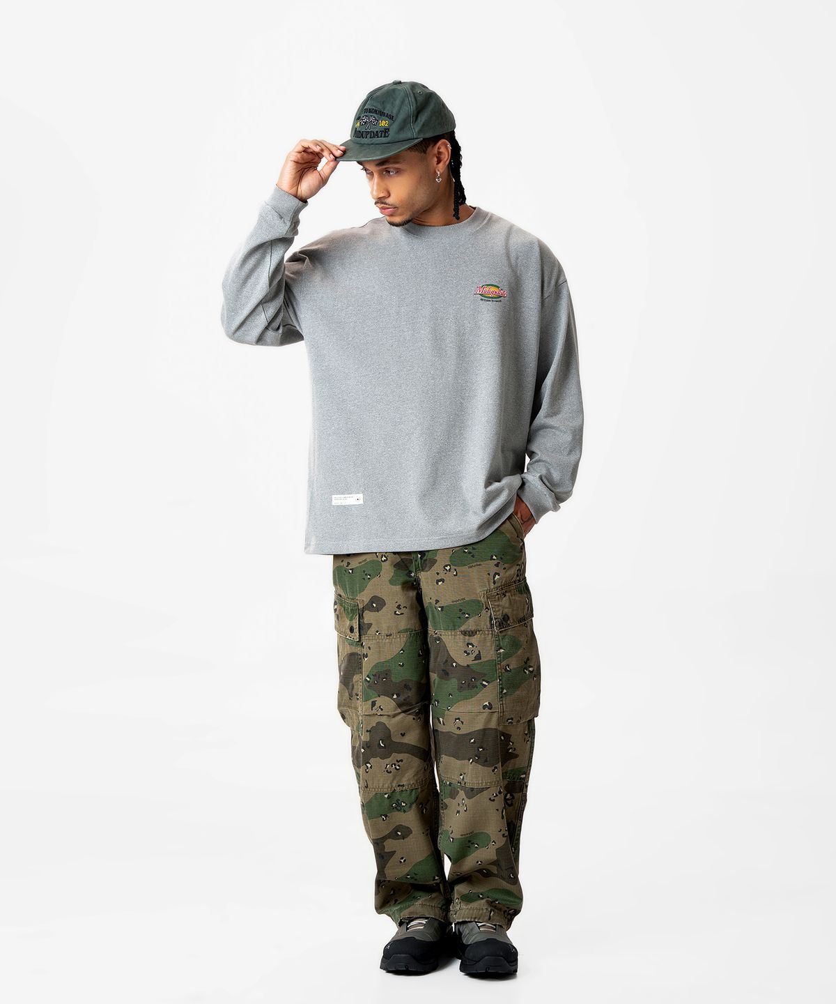 미드업데이트(MIDUPDATE) Long Sleeve Print T-shirt_2color