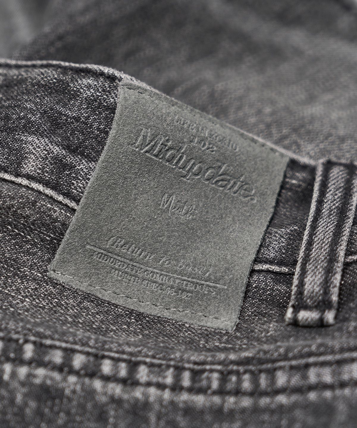 미드업데이트(MIDUPDATE) Destroyed Black Washing Denim Pants_Black