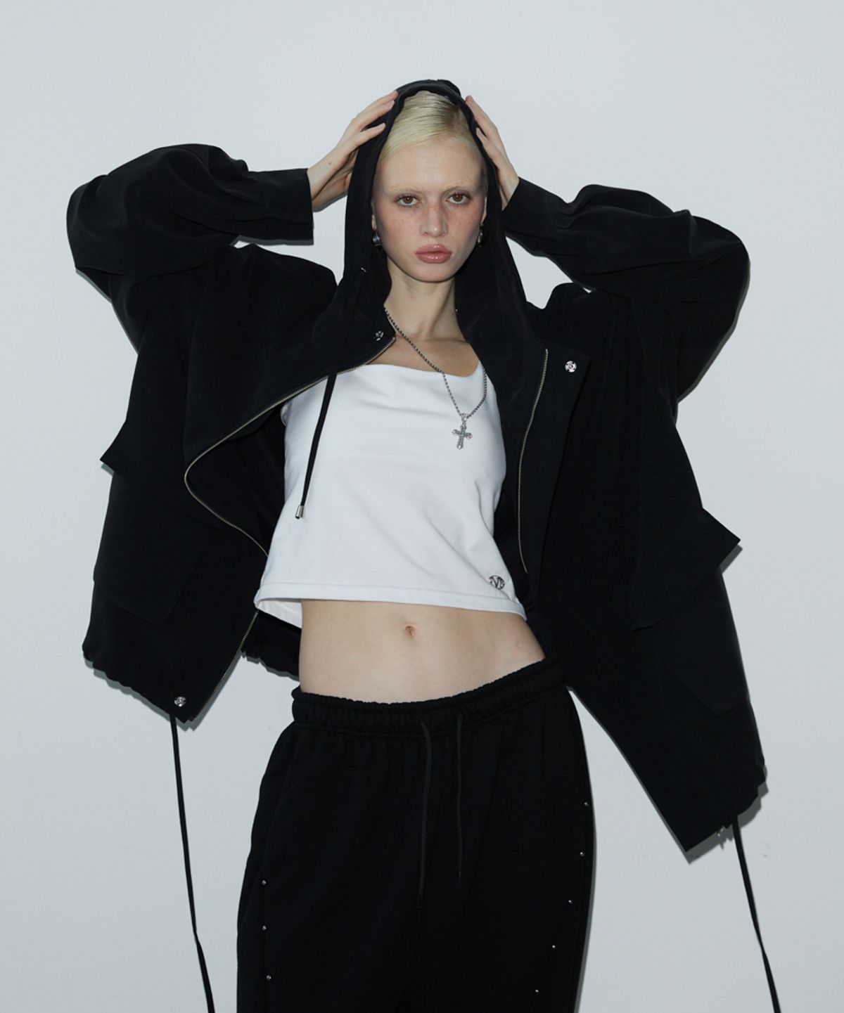 분트(VOONT) Bell Field Jacket Zip-up (BLACK)
