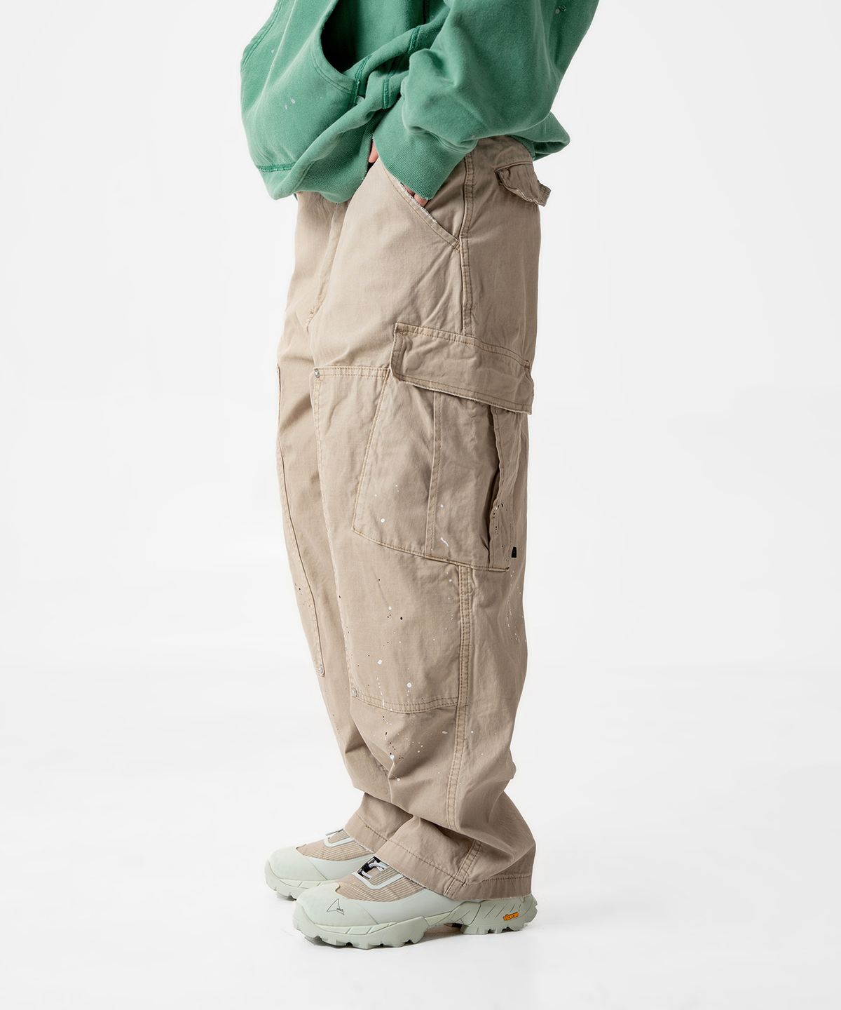 미드업데이트(MIDUPDATE) Vintage Washed Paint Cargo Pants_2color