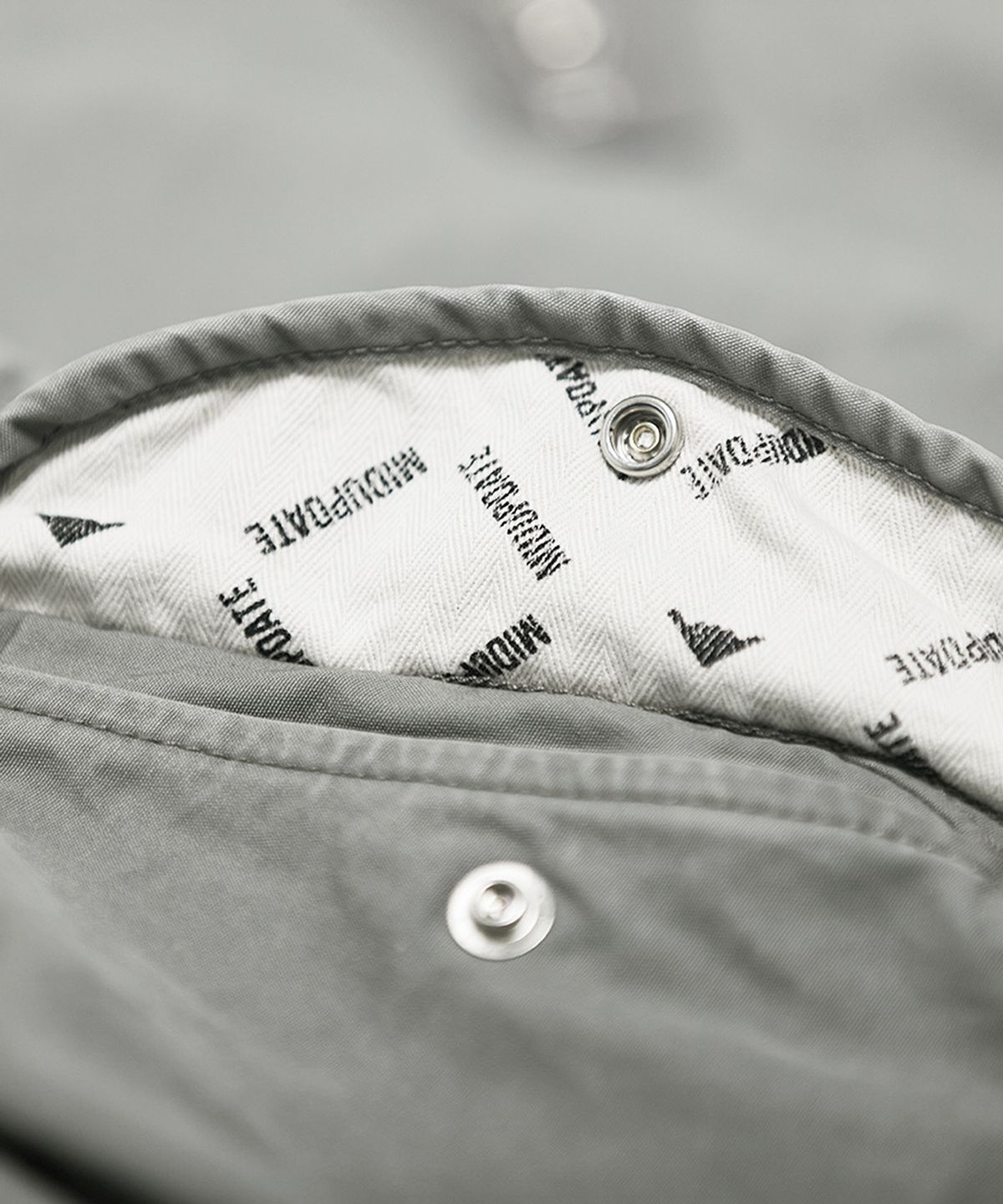 미드업데이트(MIDUPDATE) Utility Zip Pocket Cargo Pants_2color