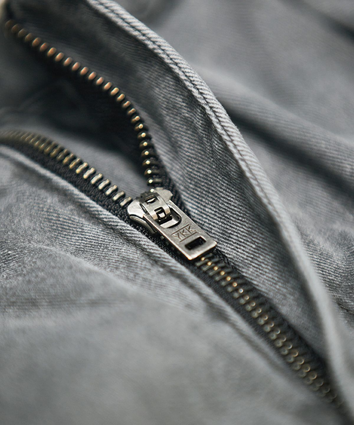 미드업데이트(MIDUPDATE) Vintage Pleated Wide Pants_Gray