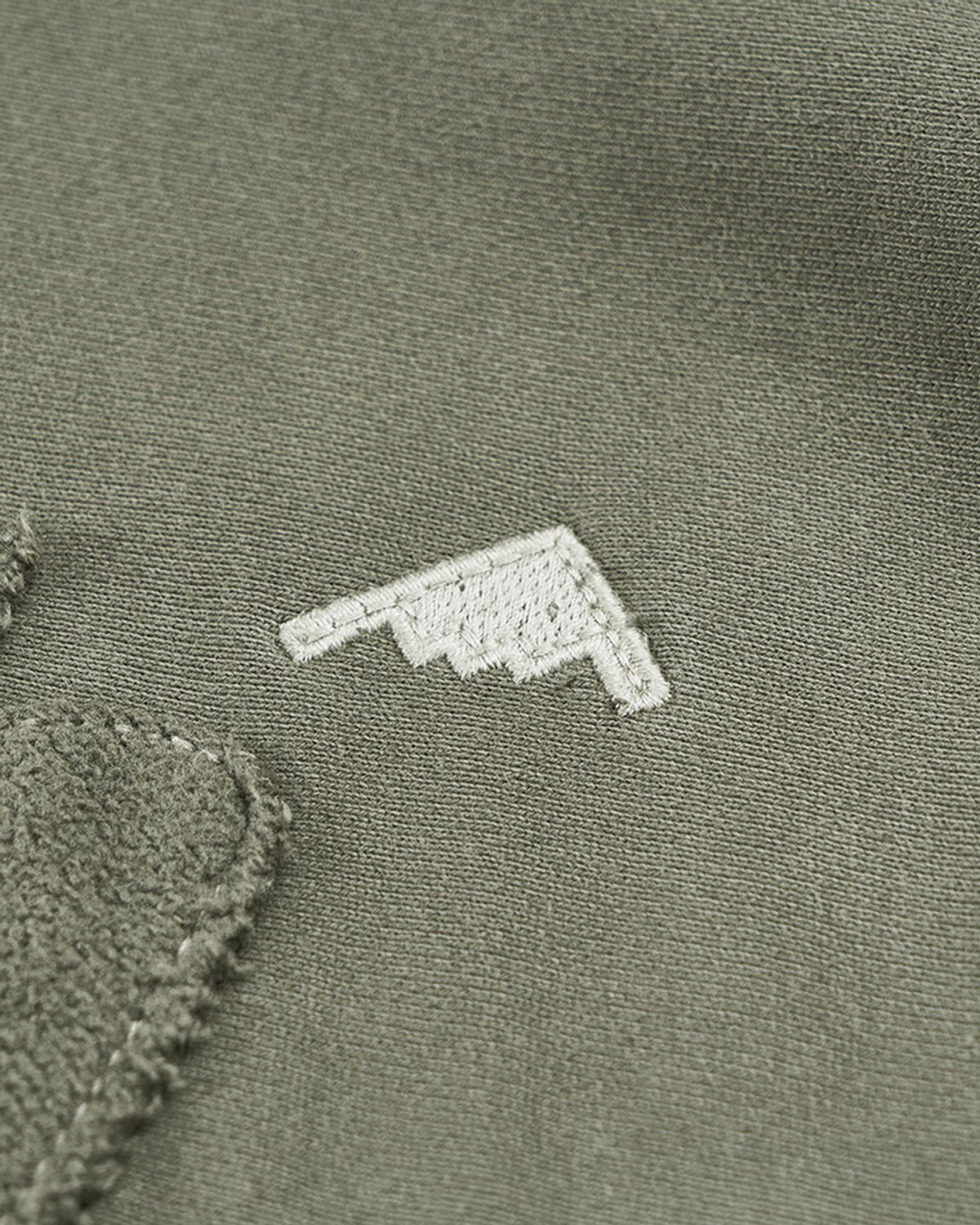 미드업데이트(MIDUPDATE) Garment Dye Logo Hoodie_2color