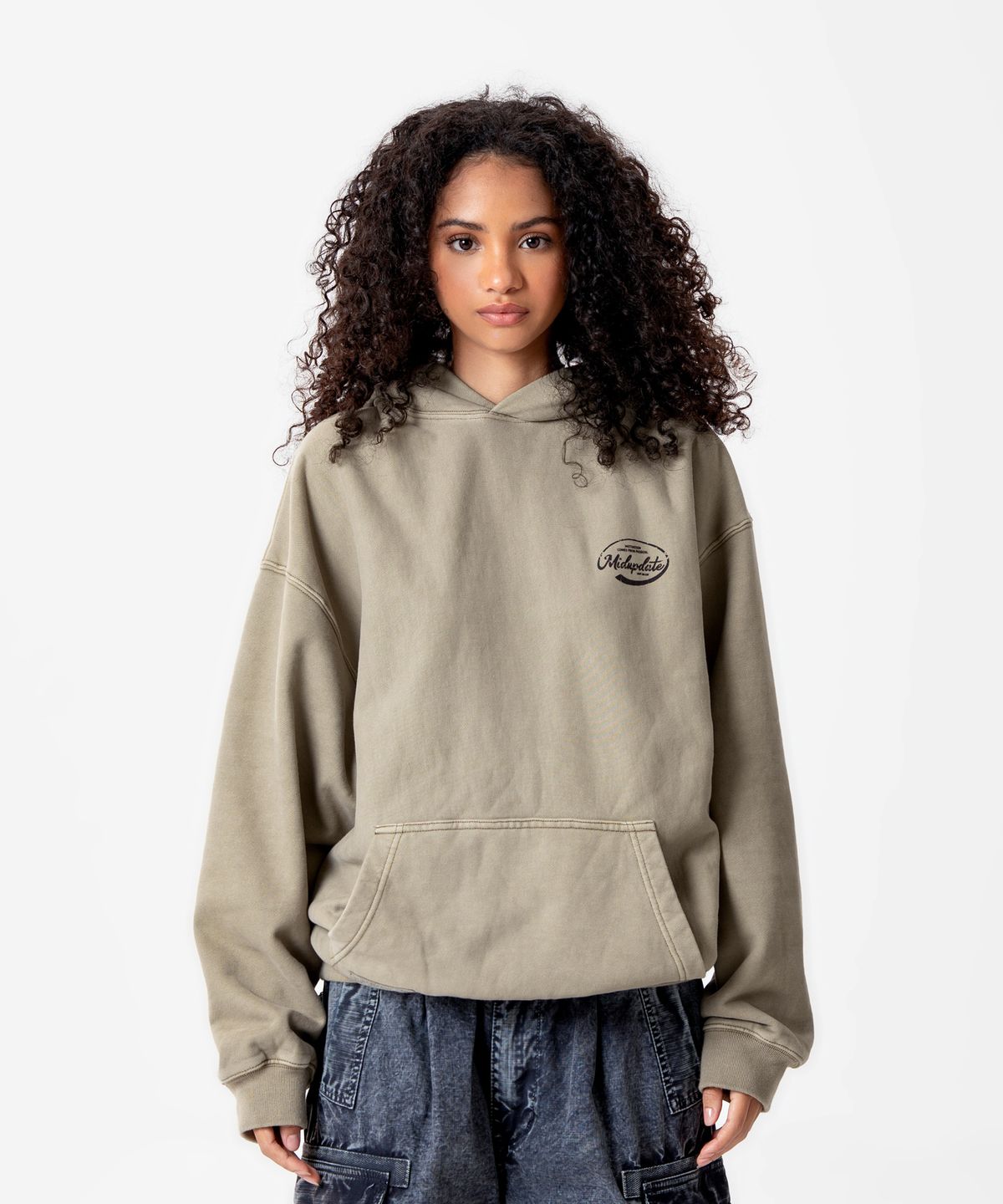 미드업데이트(MIDUPDATE) Vintage Graphic Logo Hoodie_2color