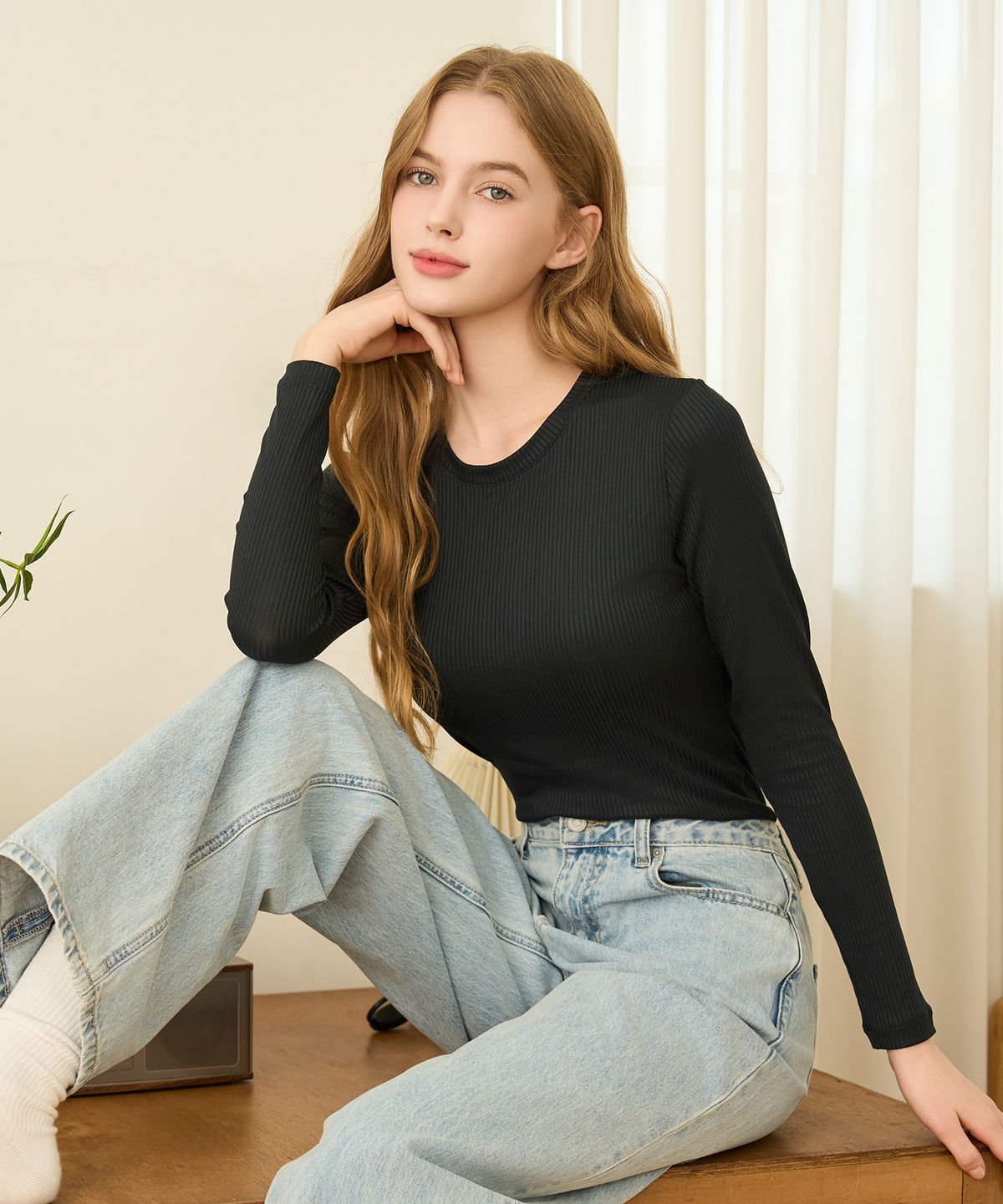 푸마 바디웨어(PUMA BODYWEAR) 슬림핏 골지 브라탑 롱슬리브