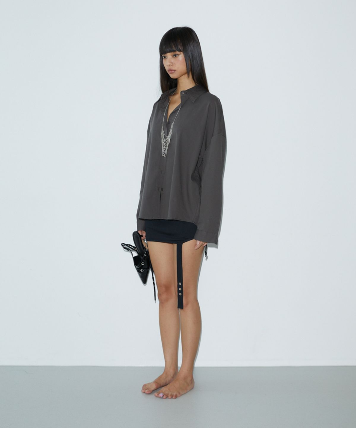 분트(VOONT) Basic Overfit Shirt (CHARCOAL)
