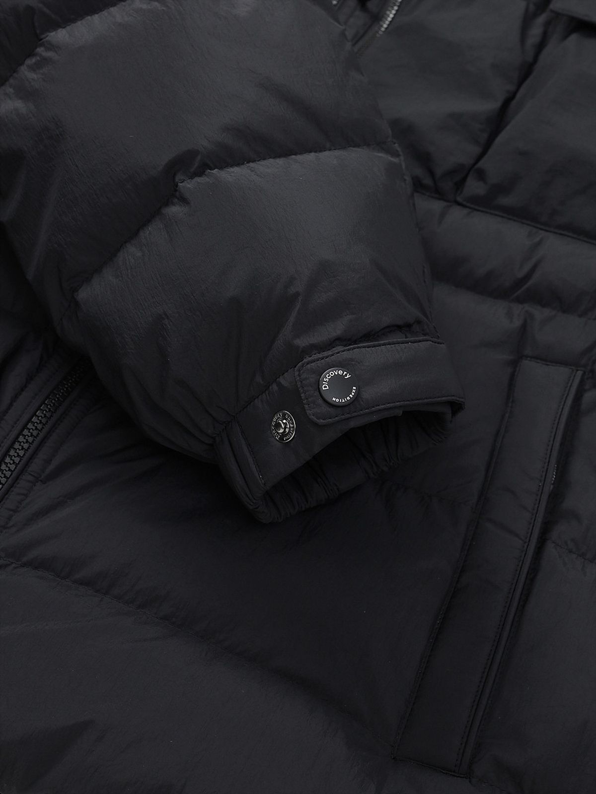 디스커버리 익스페디션(DISCOVERY EXPEDITION) 남성 멀티포켓 다운 경량패딩 (BLACK)
