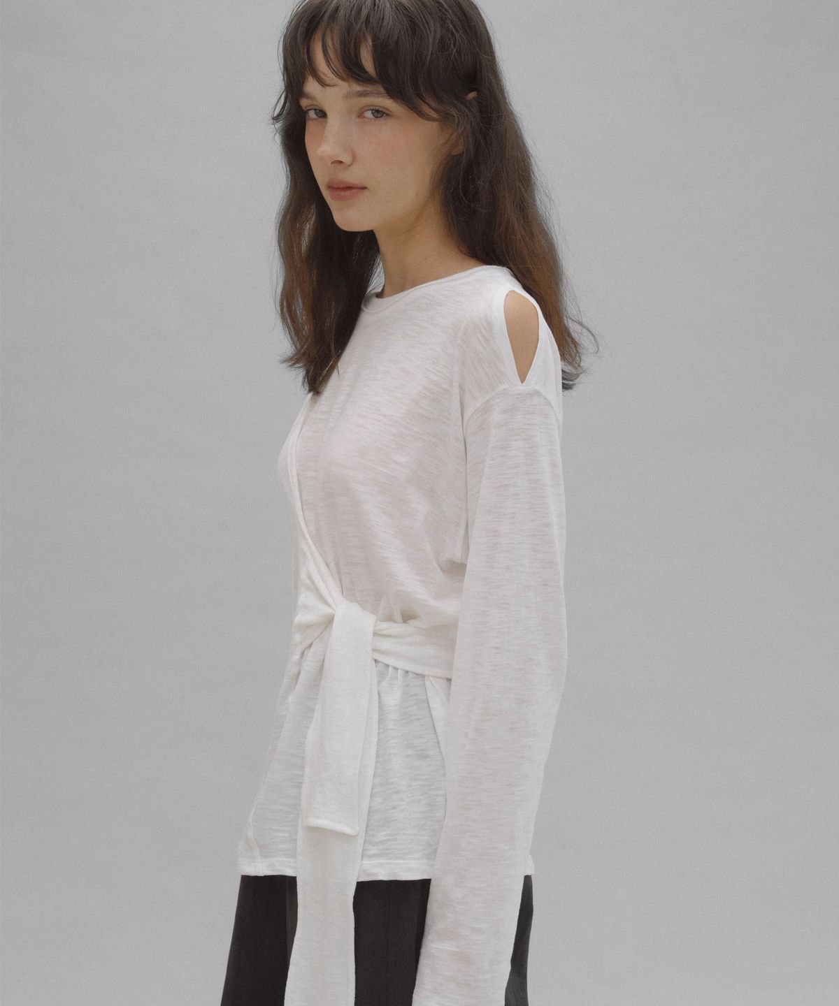 앤니즈(ANDNEEDS) Draping long sleeve tee (white)