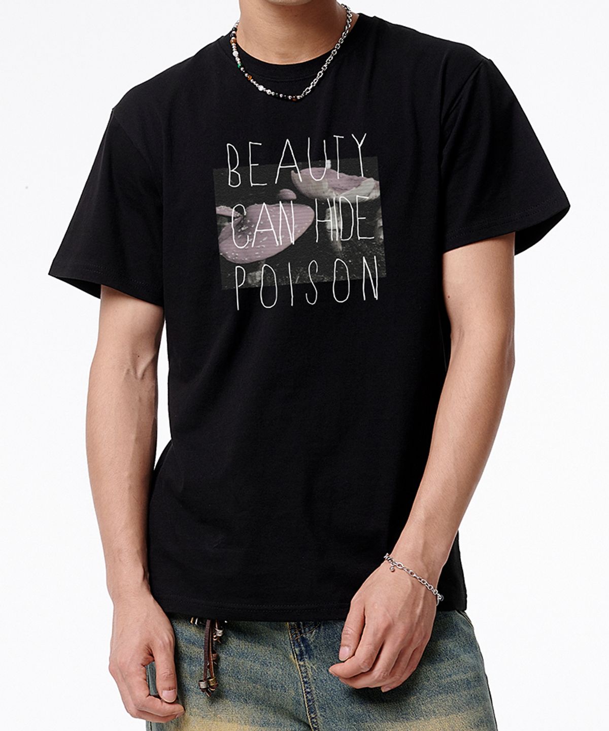 아티스트웨어(ARTISTWEAR) [ATW] 포이즌뷰티 반팔티
