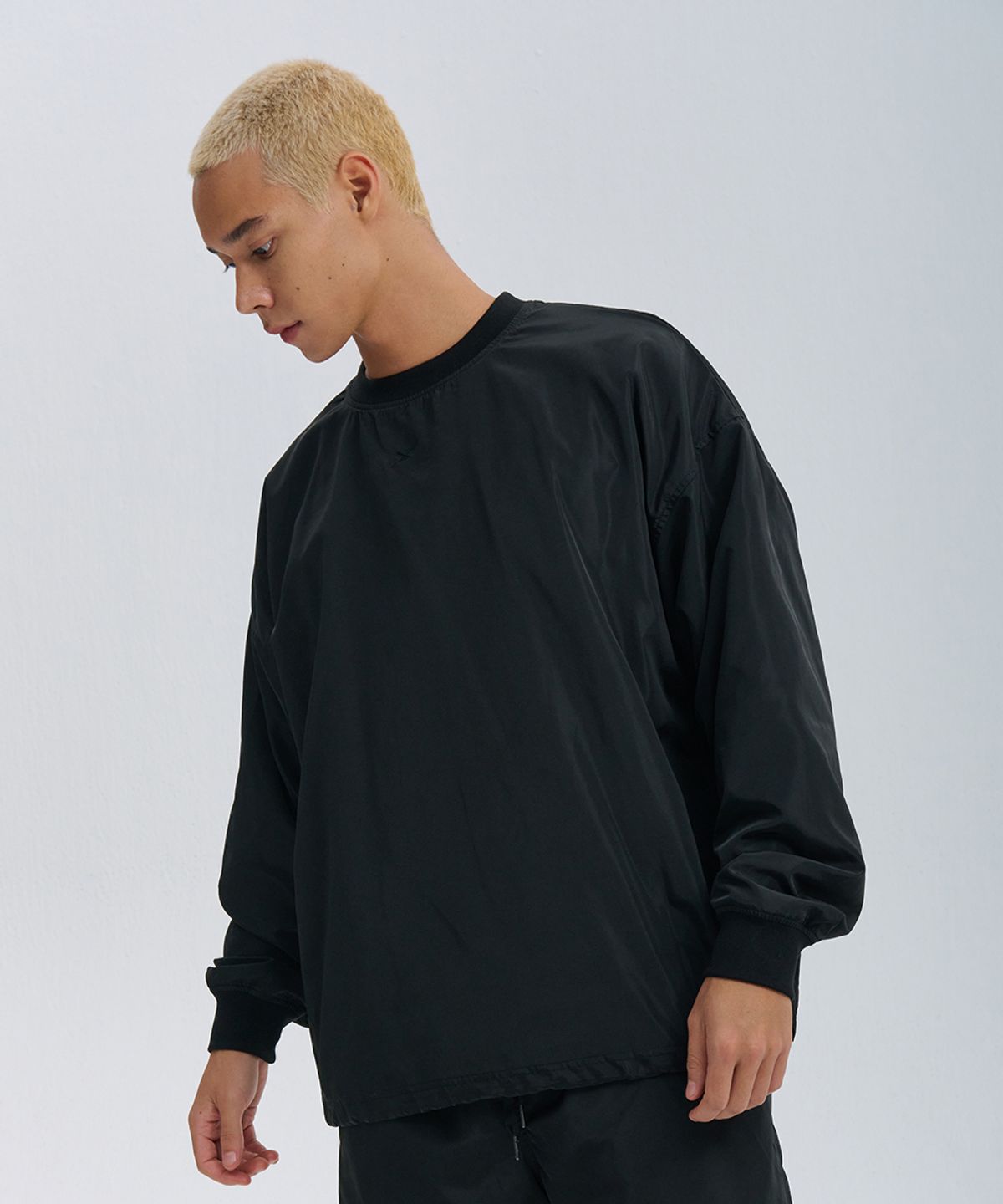 나인제트(NINEZ) [SET] Z 로고 컴포트 우븐 풀오버 셋업 (2color) ANZTL01 ANZSPT01