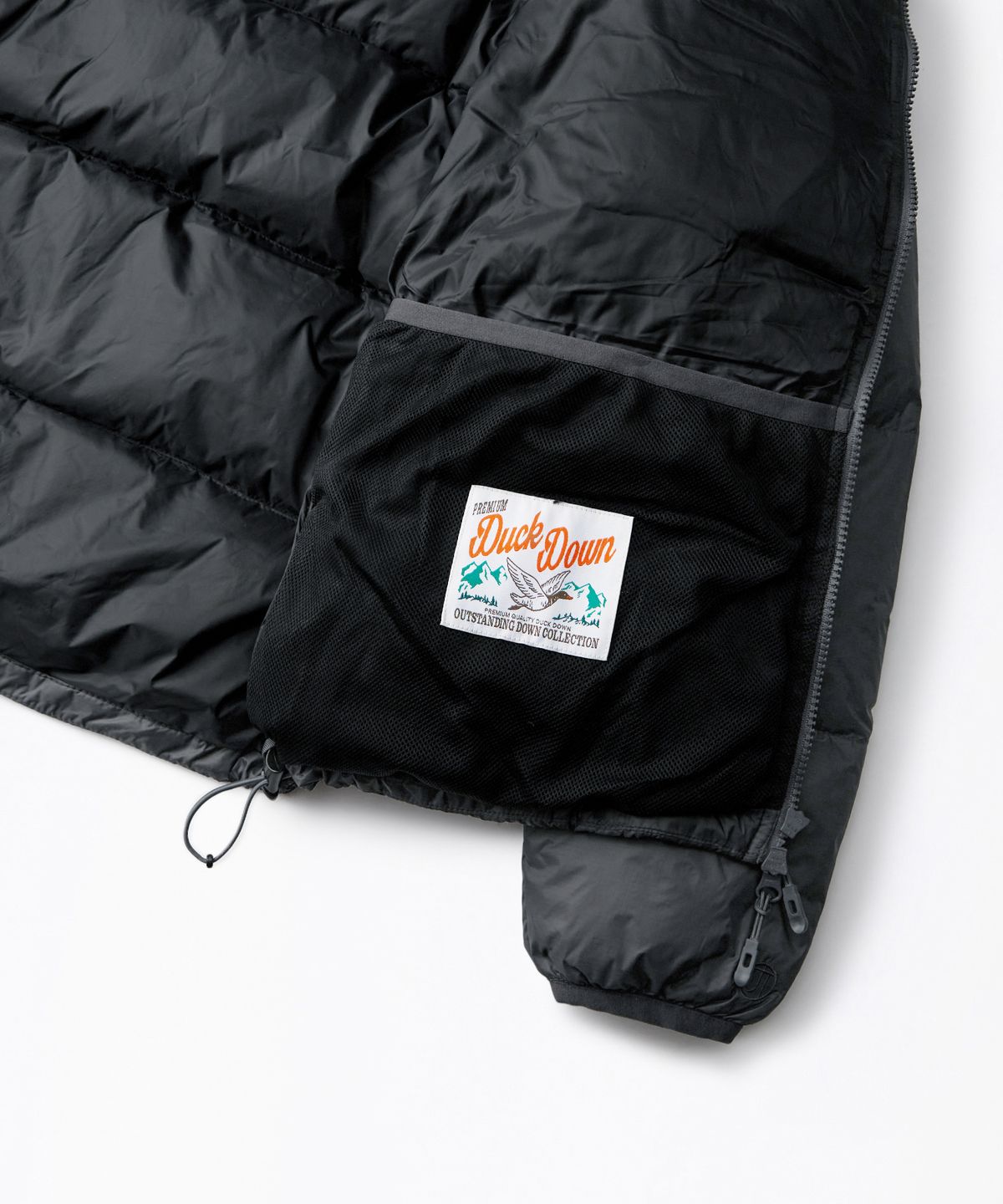 아웃스탠딩(OUTSTANDING) MOUNTAIN DOWN PARKA_CHARCOAL