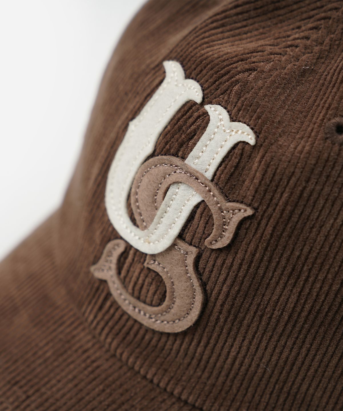 프리즘웍스(FRIZMWORKS) CORDUROY US LOGO BALL CAP _ BROWN