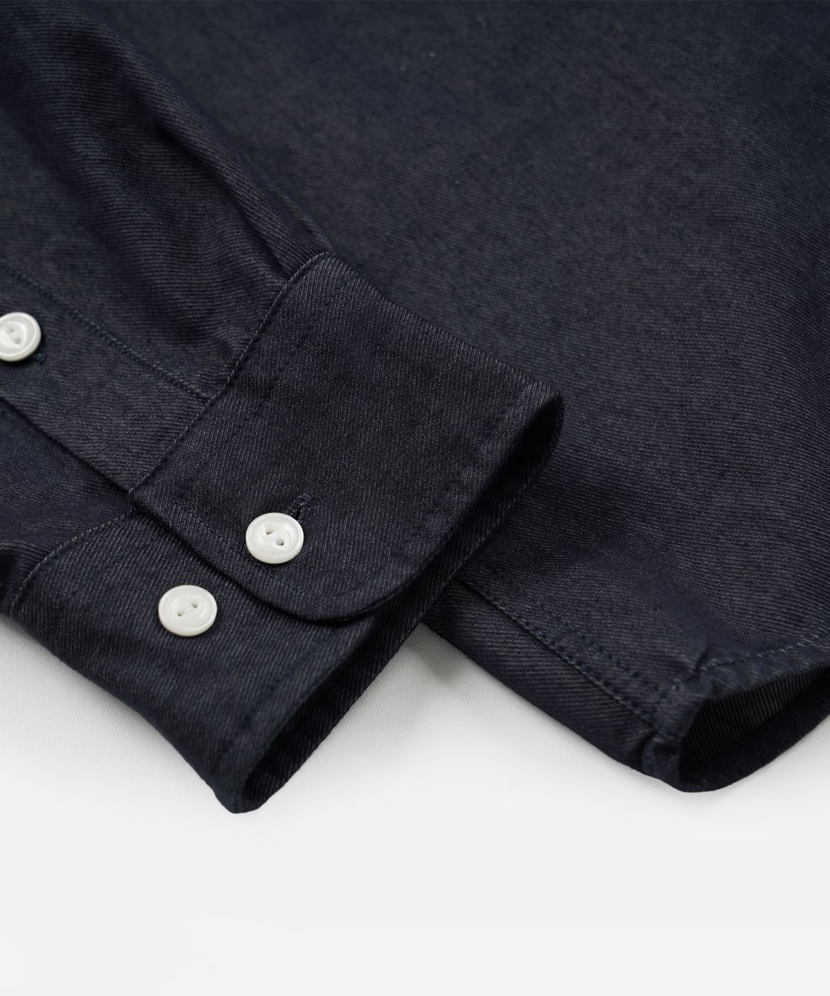 프리즘웍스(FRIZMWORKS) TWO TONE RELAXED SHIRT 002 _ INDIGO
