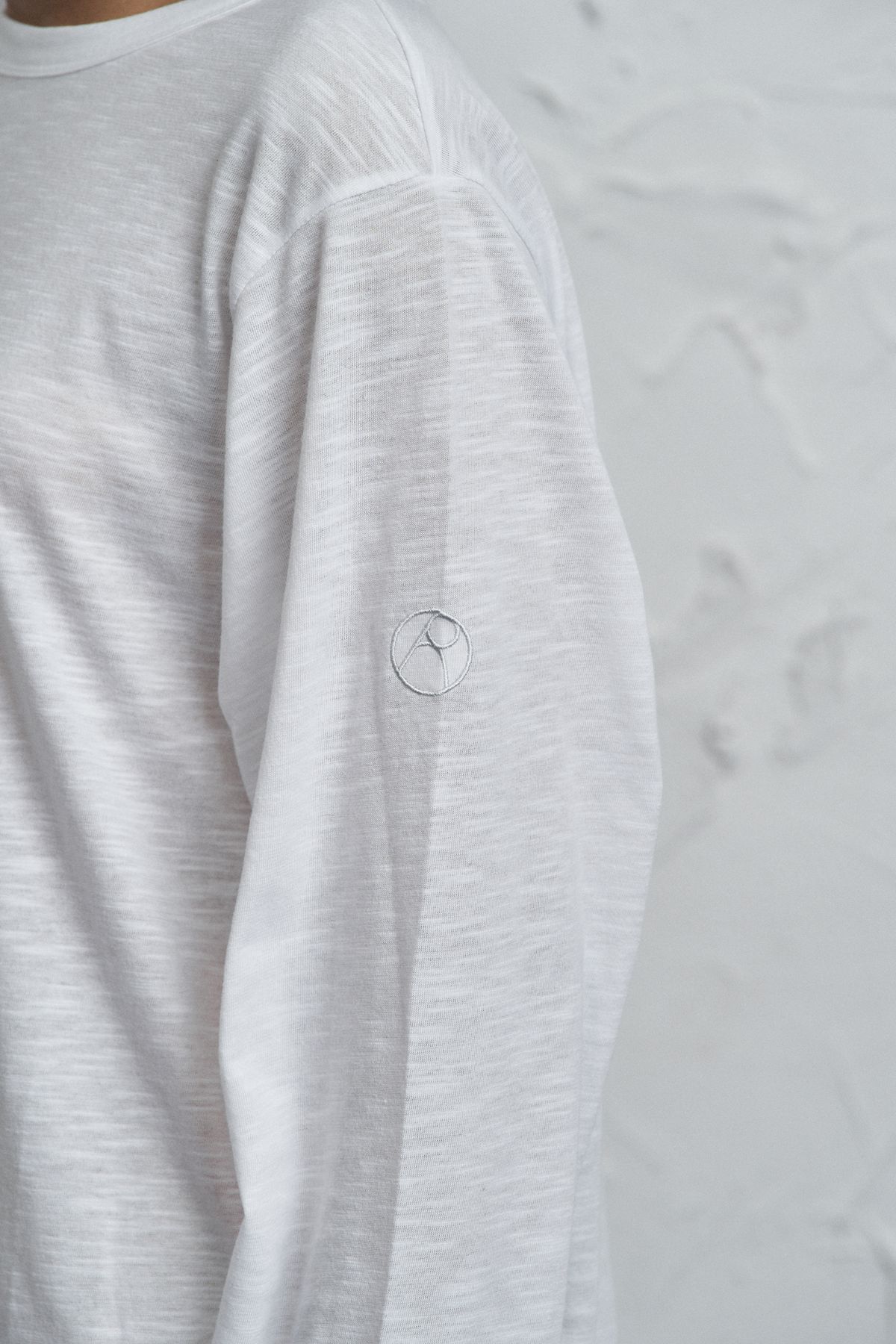 런던(RUNDONE) SLOGAN LONG SLEEVE [WHITE]
