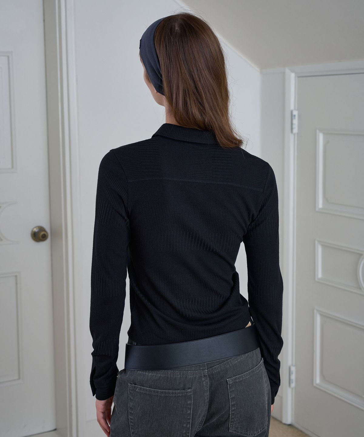 시메트릭 퍼센트(SYMMETRICPERCENT) Collar Jersey Long Sleeve / Black