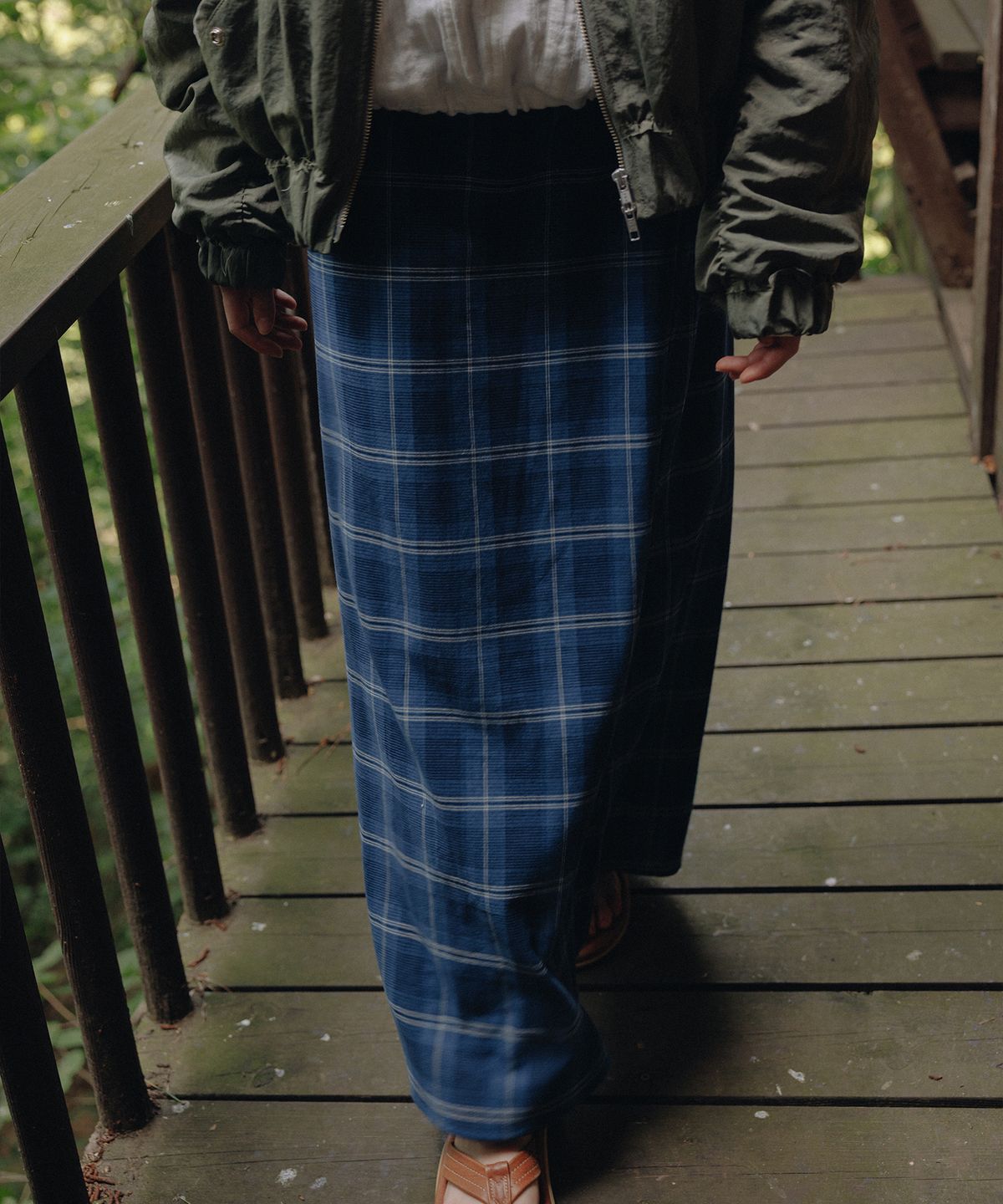 프리터(FRITUR) Check Maxi Skirt Blue_F253SK02