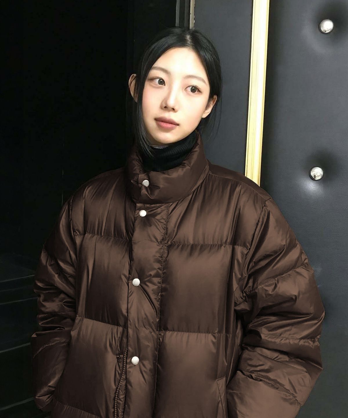 어반디타입(URBANDTYPE) 90s 클래시코 다운 자켓_브라운