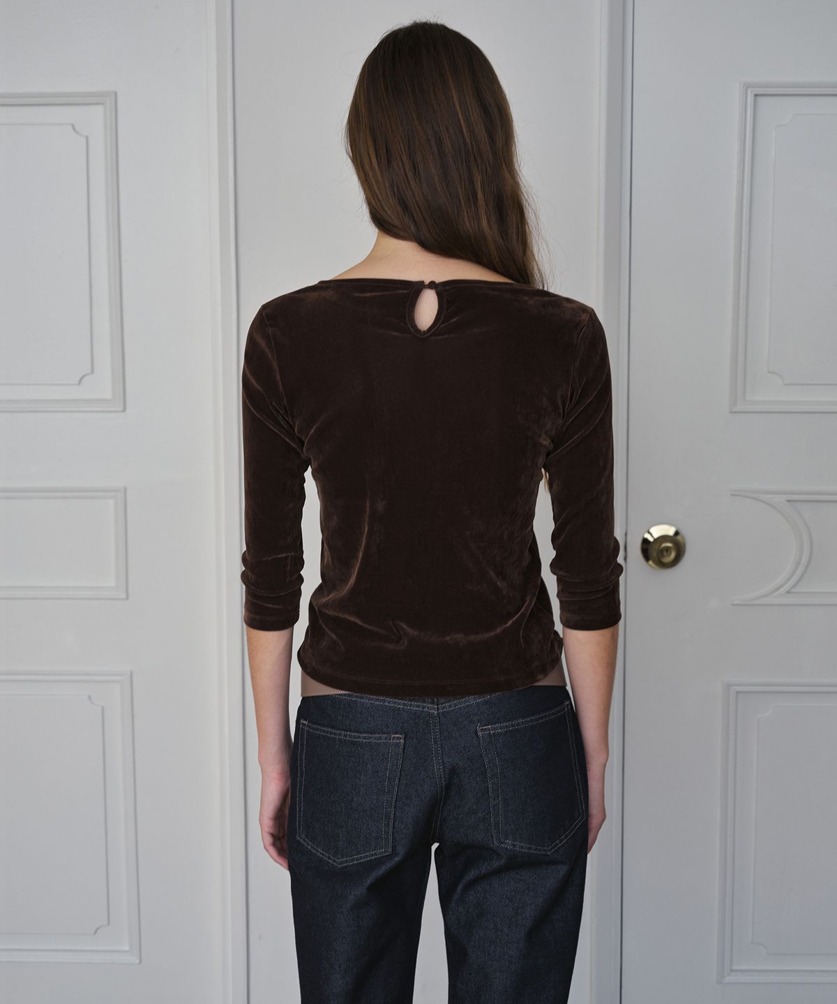 시메트릭 퍼센트(SYMMETRICPERCENT) 3/4 Sleeve Velvet Top / Brown