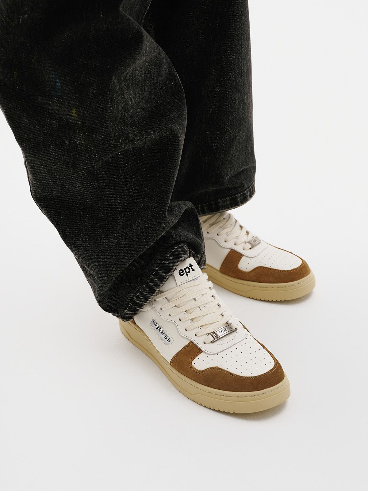 이피티(EPT) COURT (TAUPE/BLACK)
