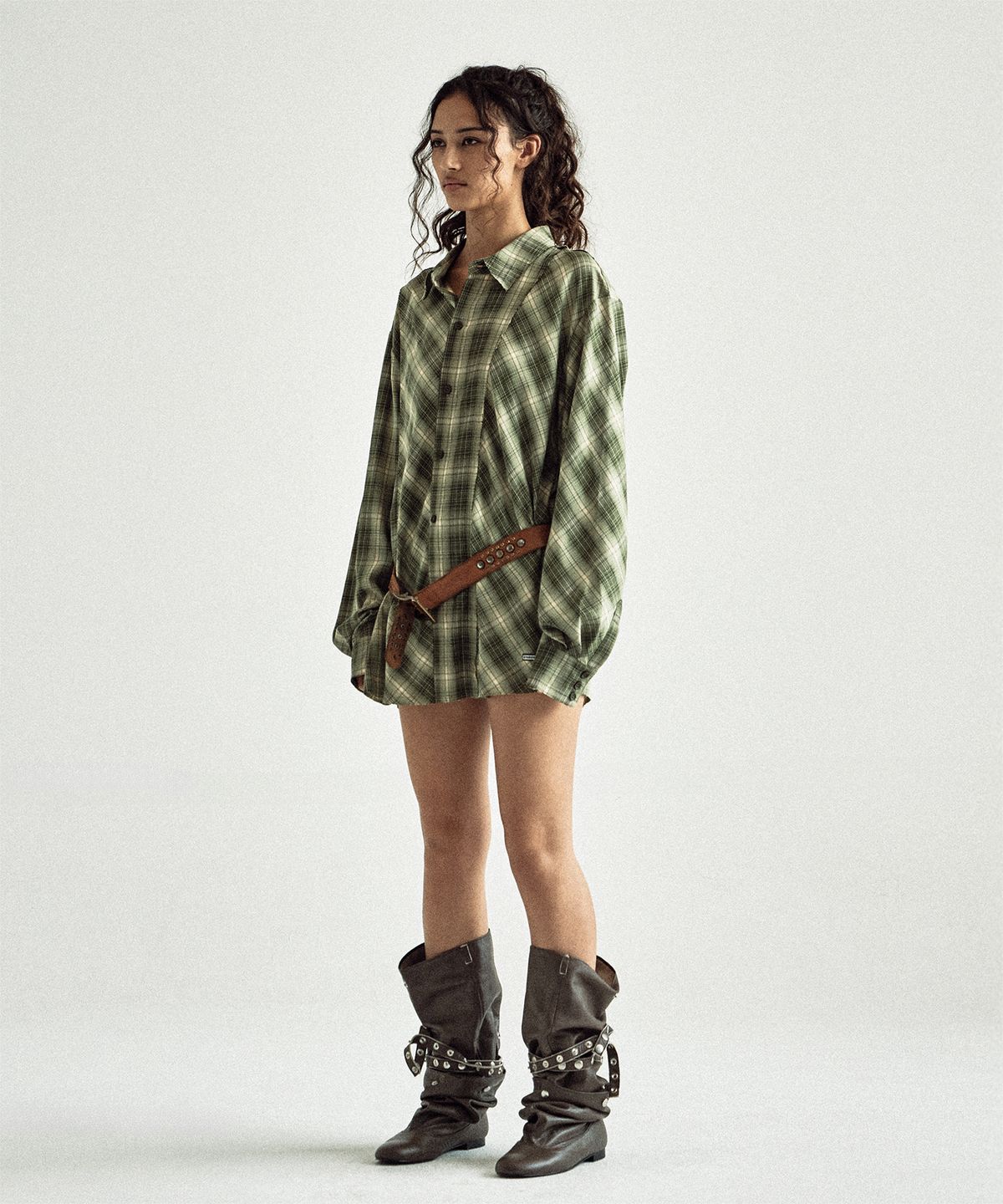 더바이닐하우스(THEVINYLHOUSE) UNBALANCE CHECK SHIRTS GREEN