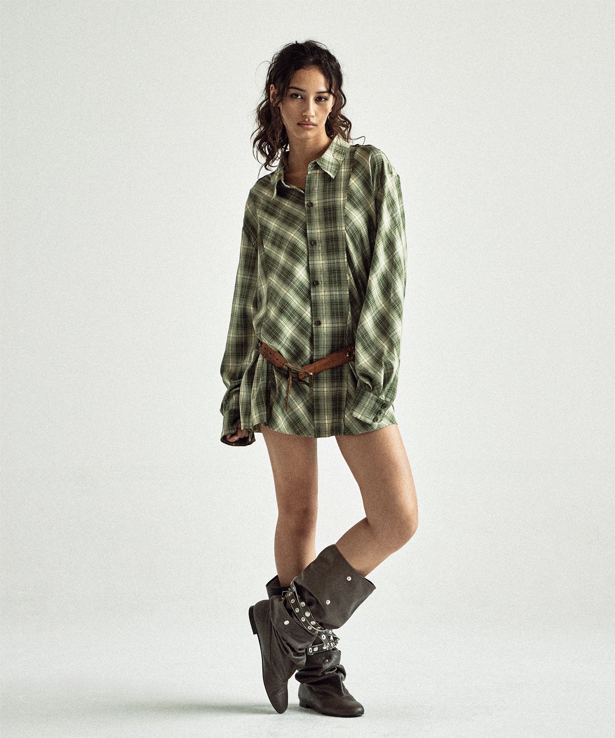 더바이닐하우스(THEVINYLHOUSE) UNBALANCE CHECK SHIRTS GREEN