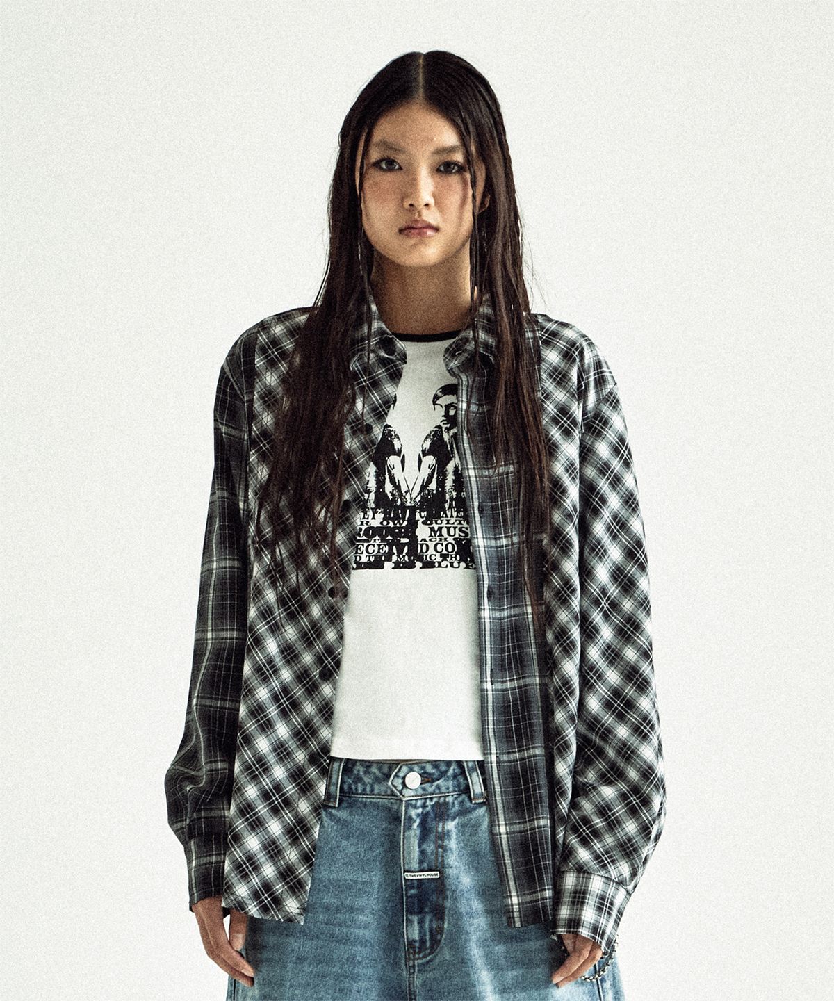 더바이닐하우스(THEVINYLHOUSE) UNBALANCE CHECK SHIRTS BLACK