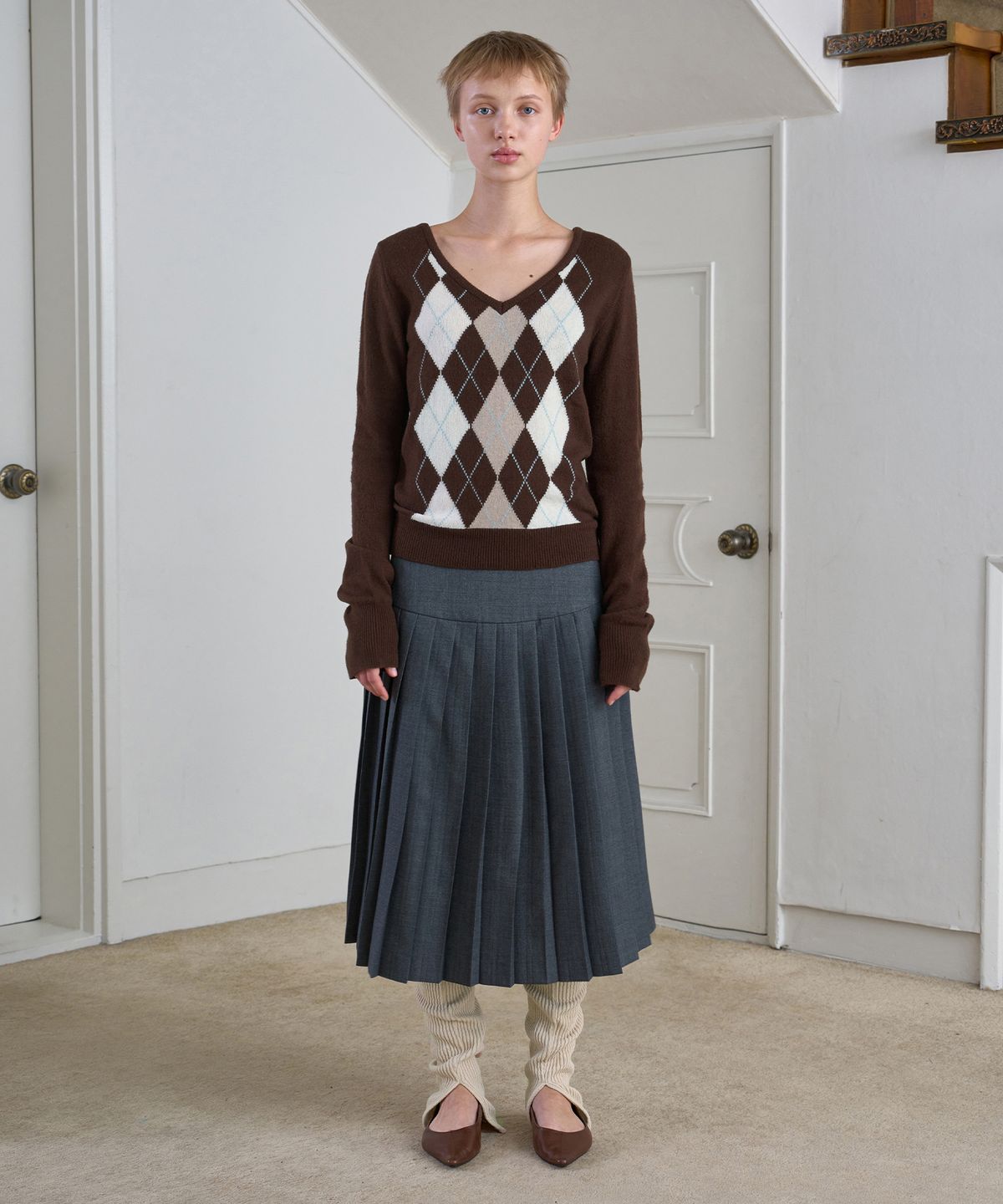 시메트릭 퍼센트(SYMMETRICPERCENT) Classic Pleats Skirt / Charcoal