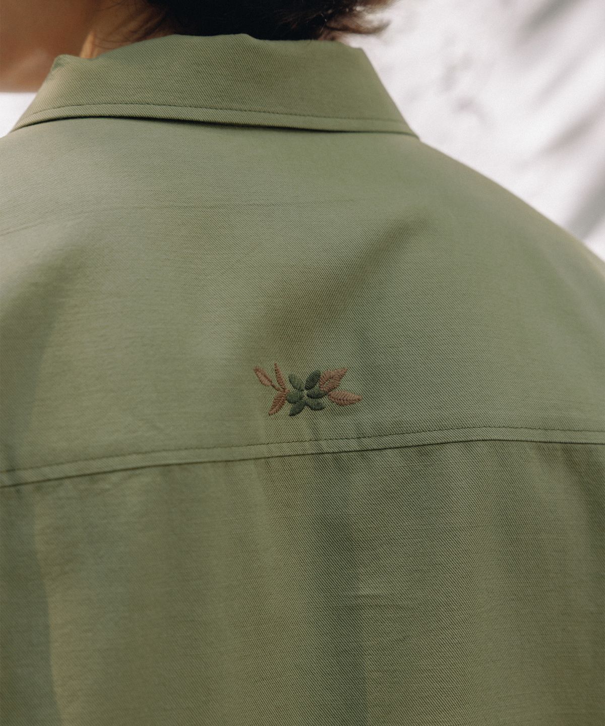 프리터(FRITUR) Flower Jardin Embroidery Shirt Khaki_F253ST07