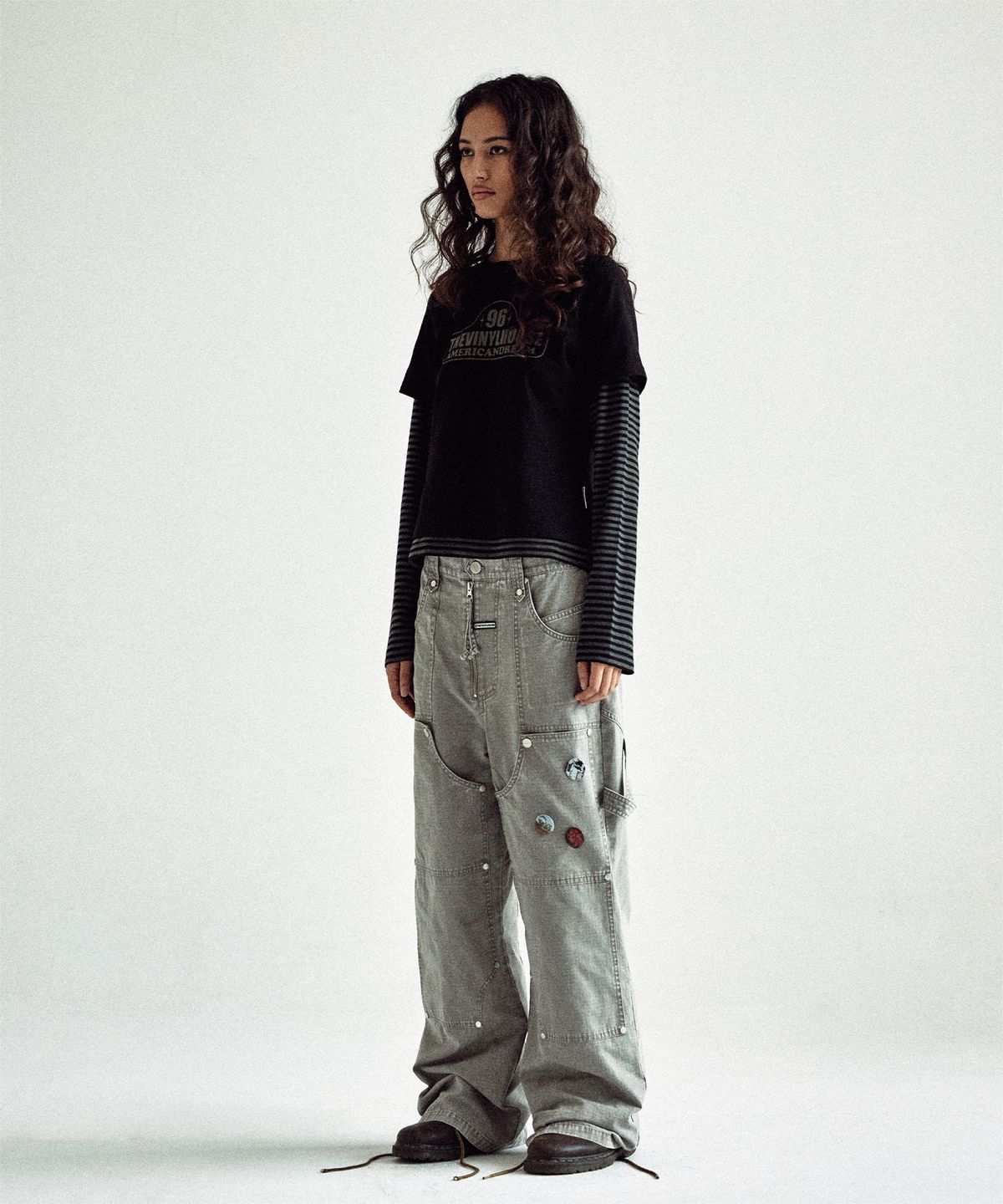 더바이닐하우스(THEVINYLHOUSE) 96 LAYERED LS TEE BLACK