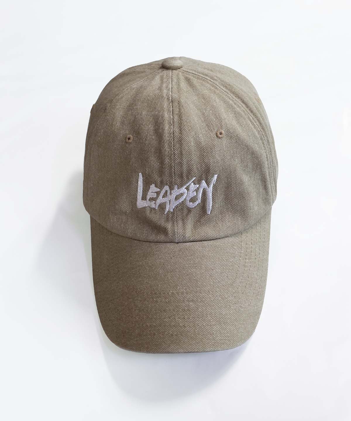 리든(LEADEN) 빈티지 워시드 캘리그래피 볼캡[베이지]