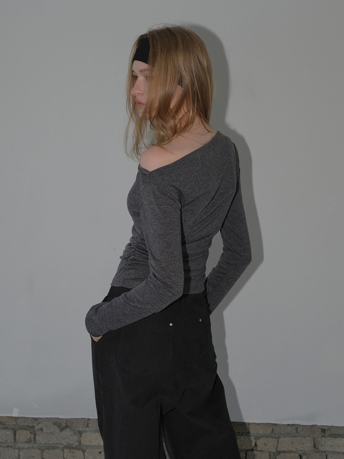 에트몽(ETMON) Double Belt Pintuck Pants, Black