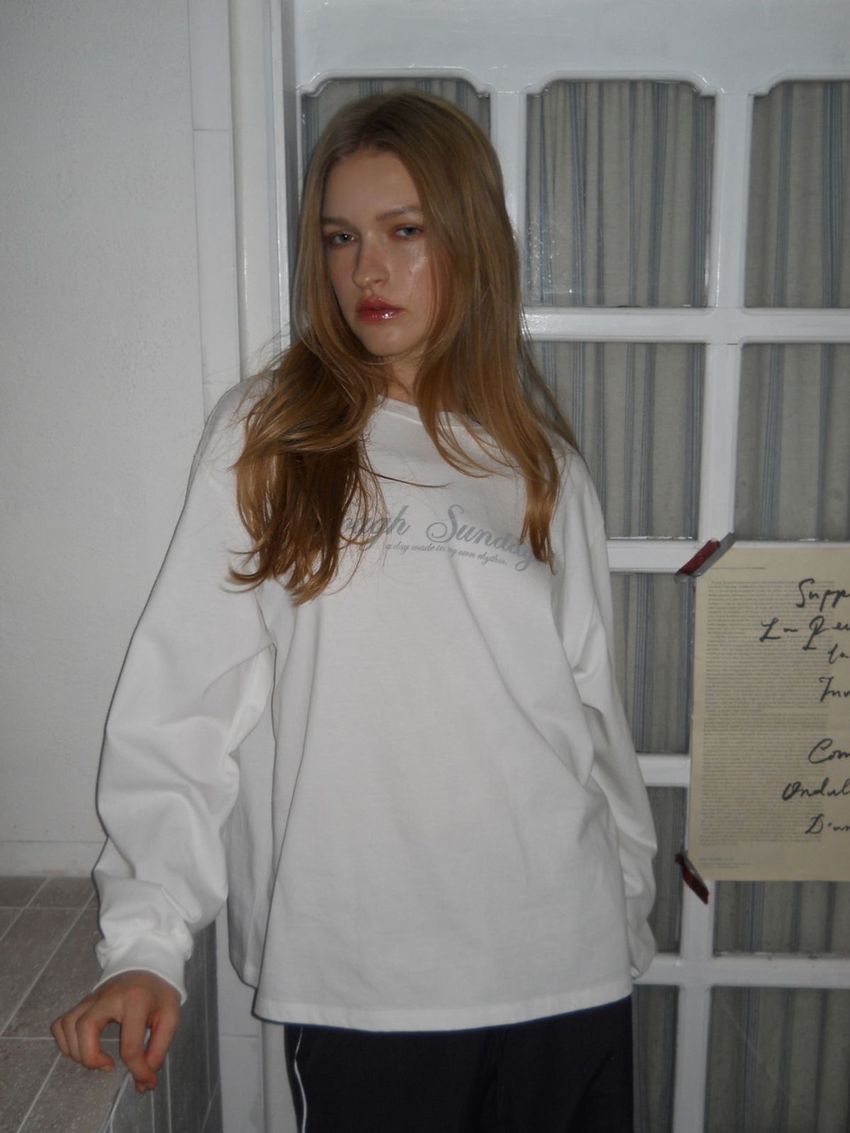 에트몽(ETMON) Lettering Long Sleeve T-Shirt, Ivory