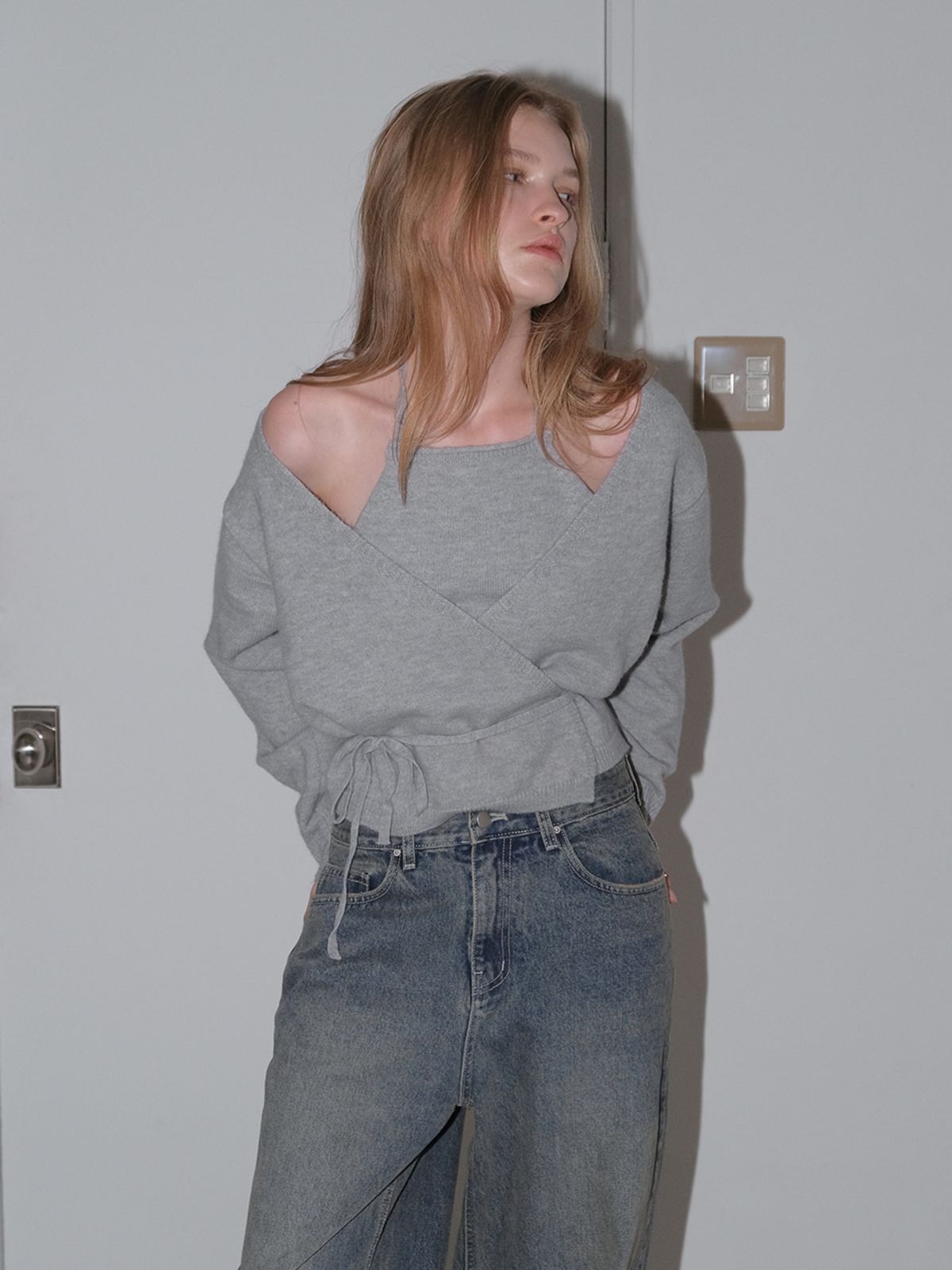 에트몽(ETMON) Halter Wrap Knit Top, Grey