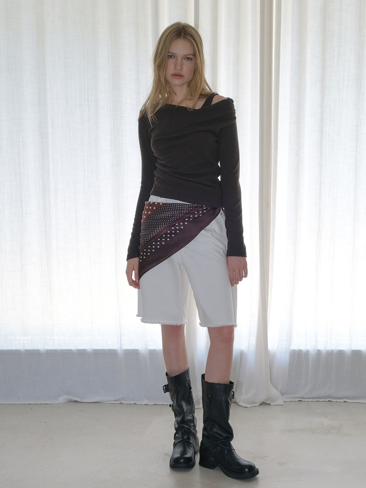 에트몽(ETMON) Cross-Over Drape T-Shirt, Brown